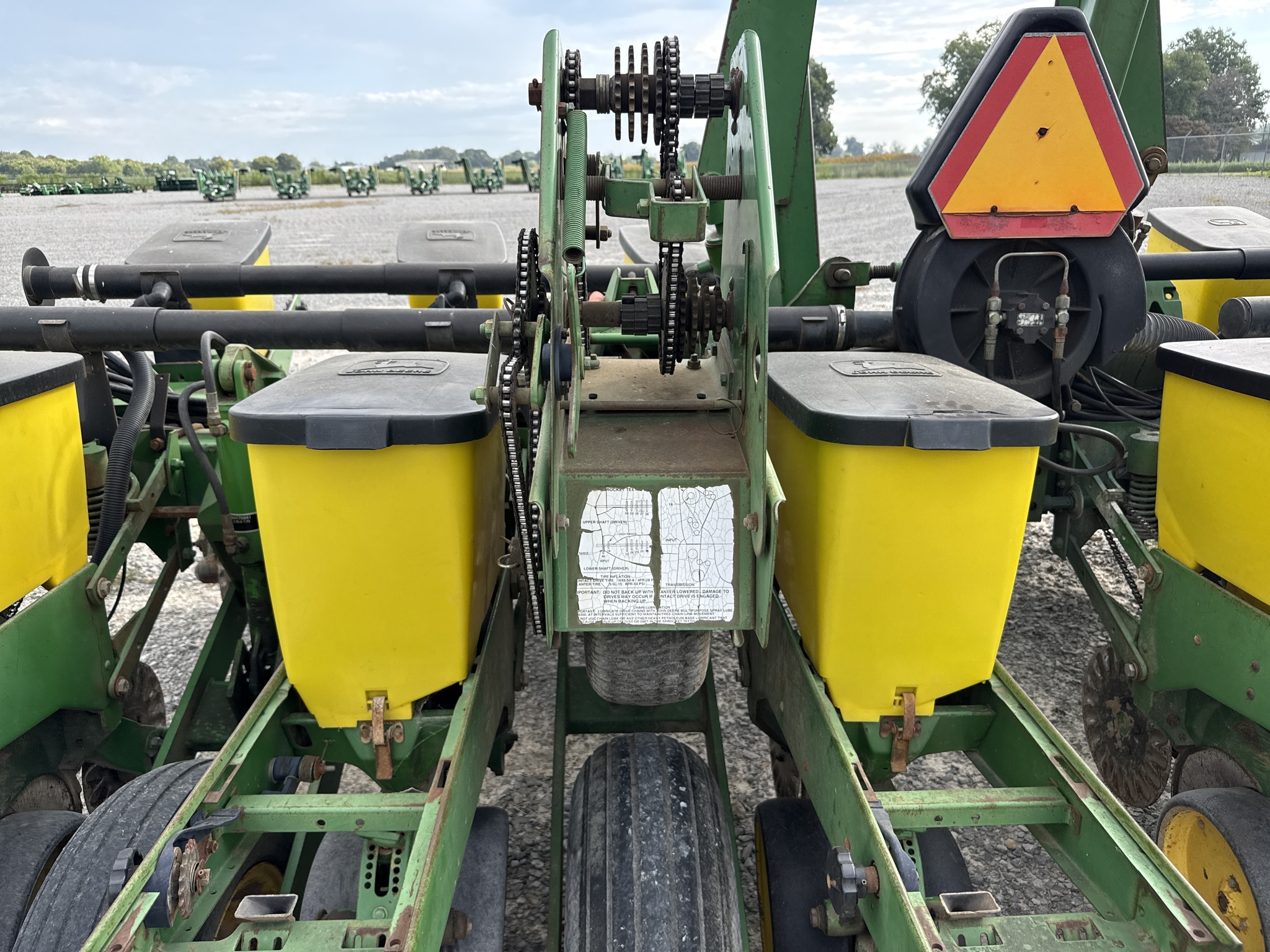 1996 John Deere 1760 Planter