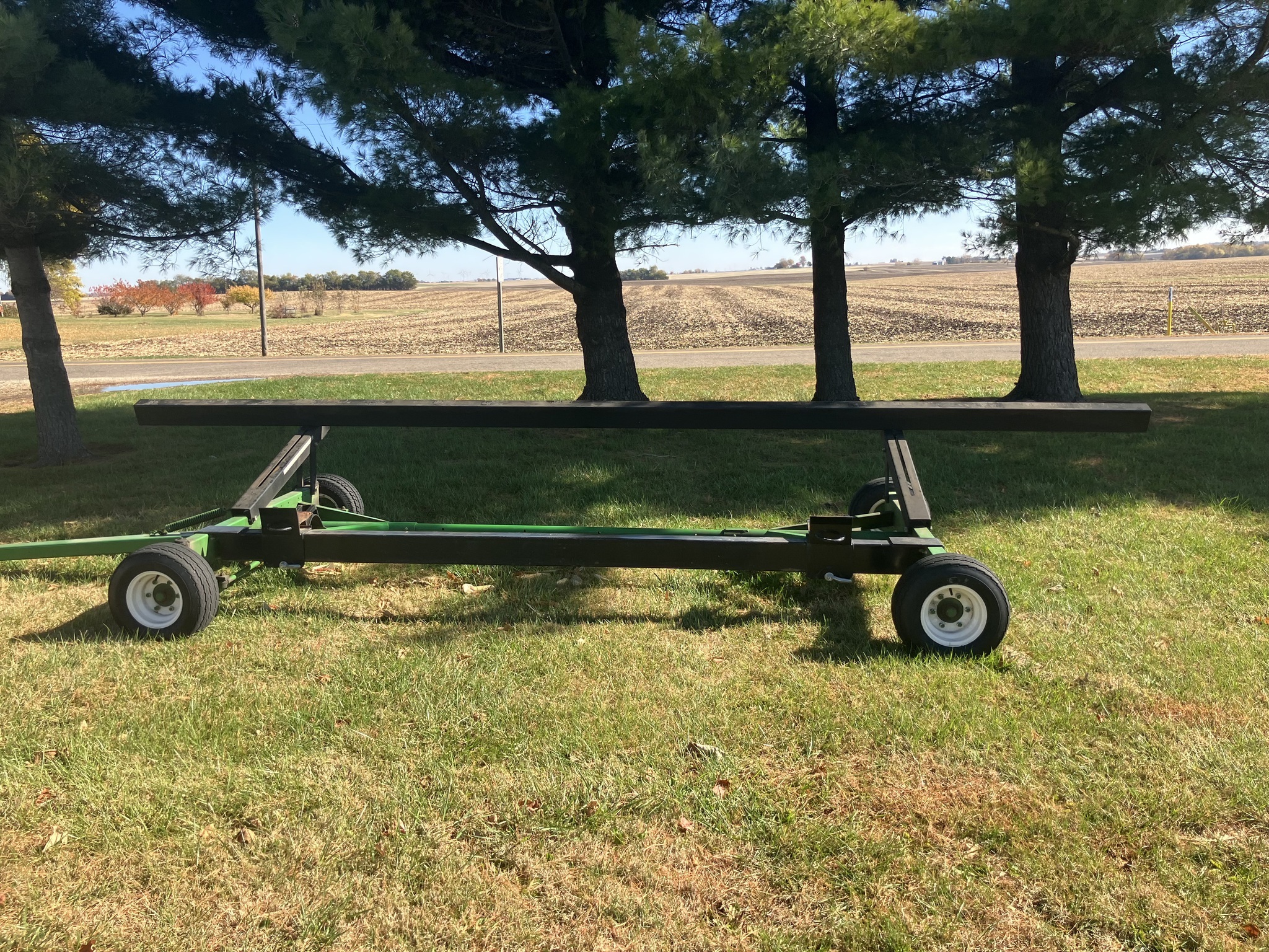 2008 E-Z Trail 680 Header Trailer