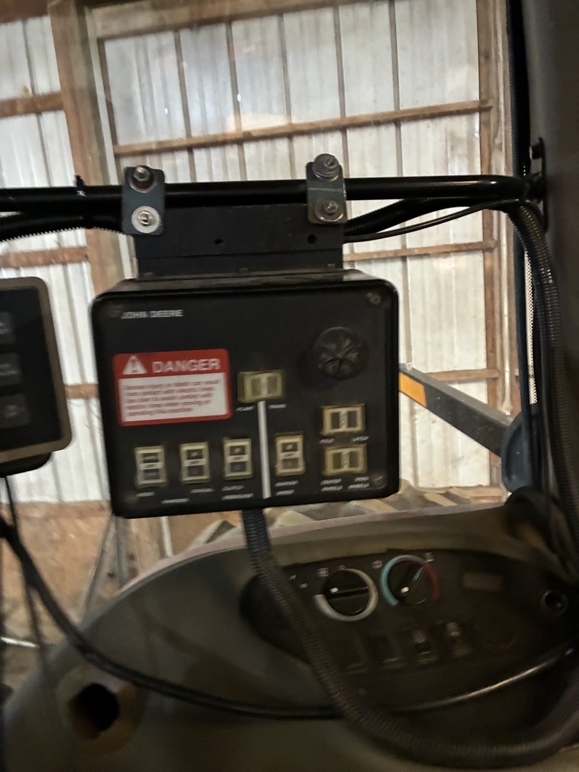 1994 John Deere 7200 Planter