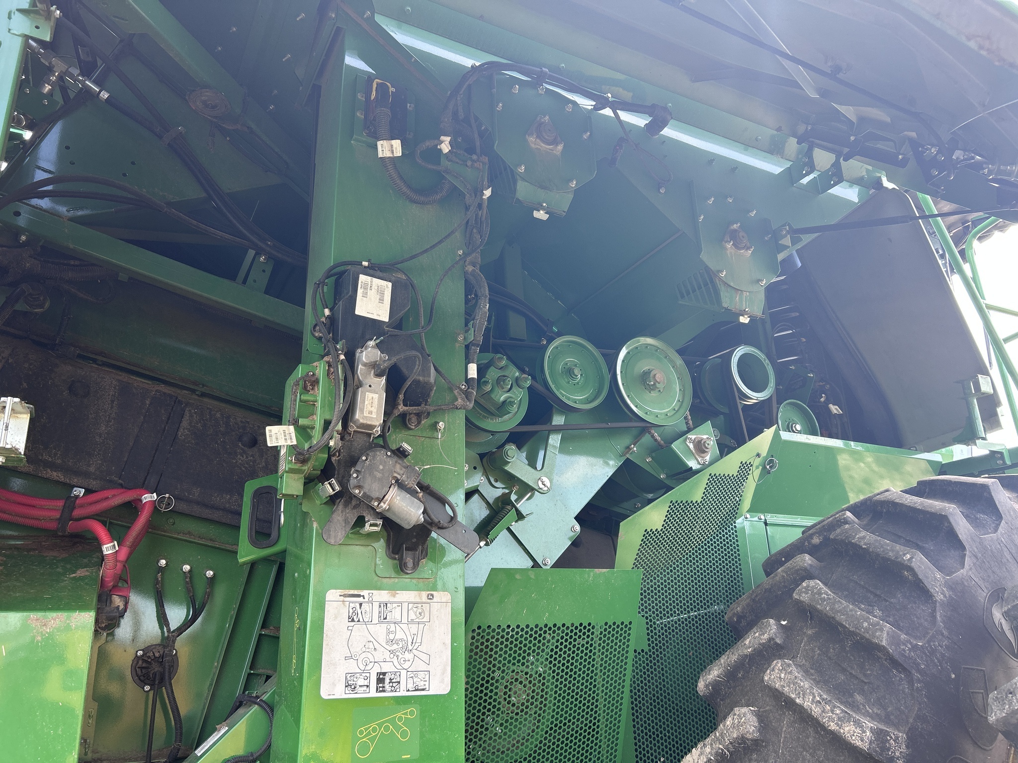 2025 John Deere S7 700 Combine