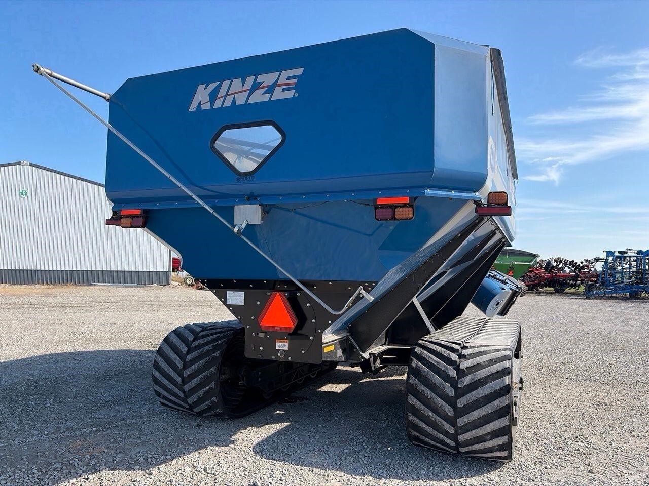 2013 Kinze 1100 Grain Cart