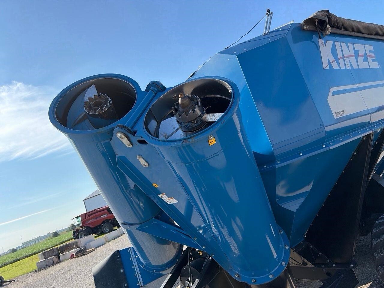 2013 Kinze 1100 Grain Cart