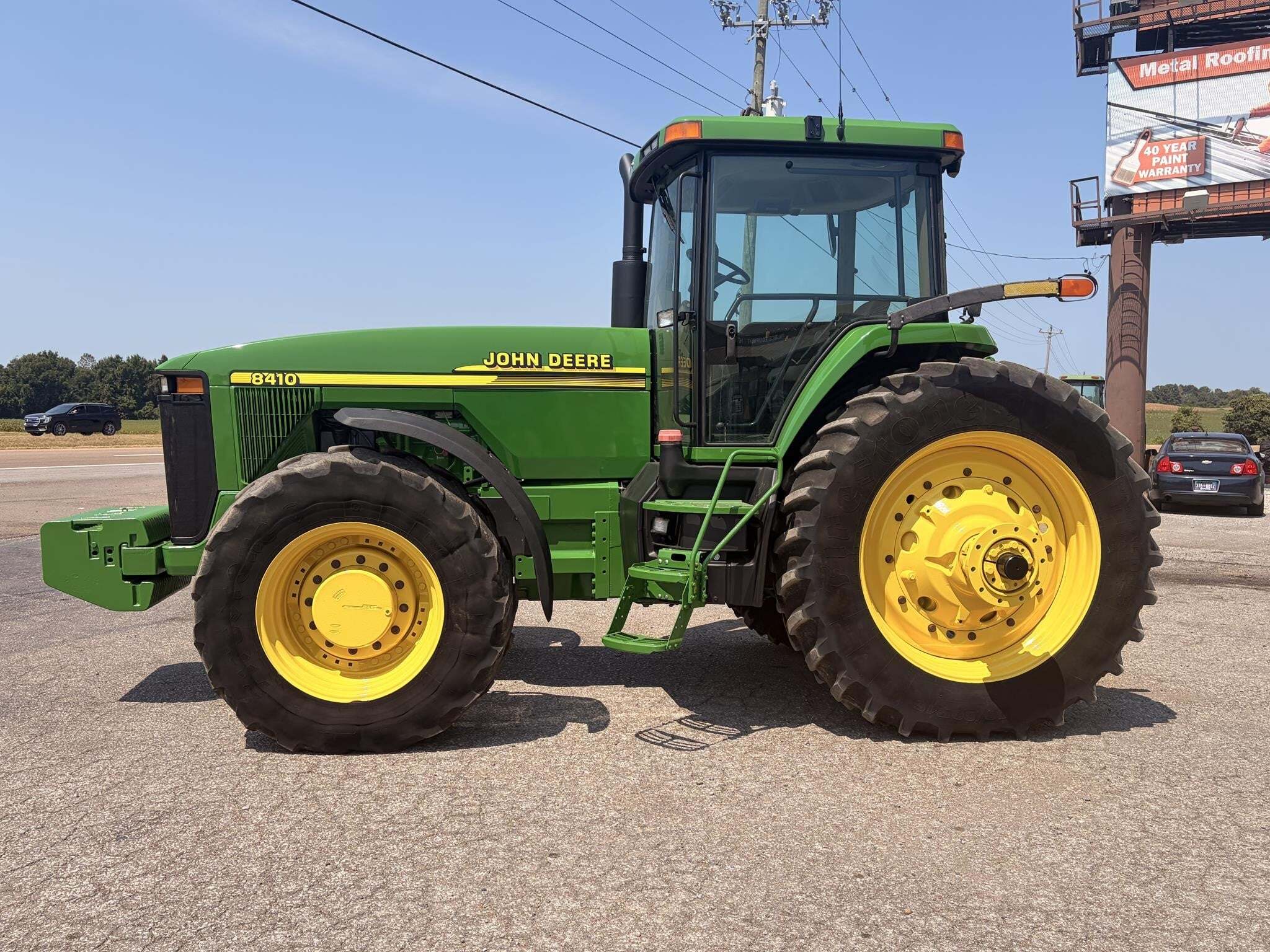 2000 John Deere 8410 Tractor