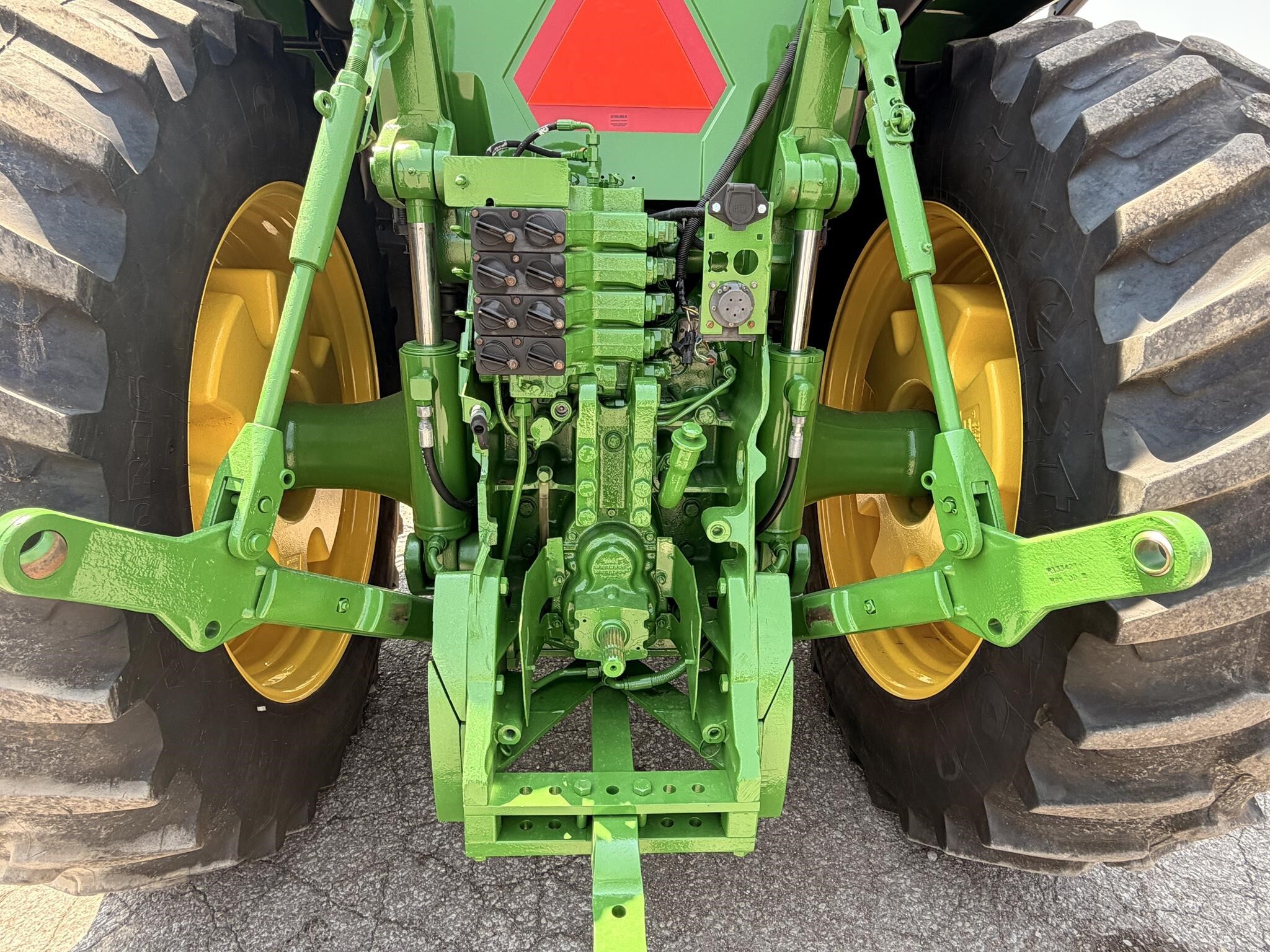 2000 John Deere 8410 Tractor
