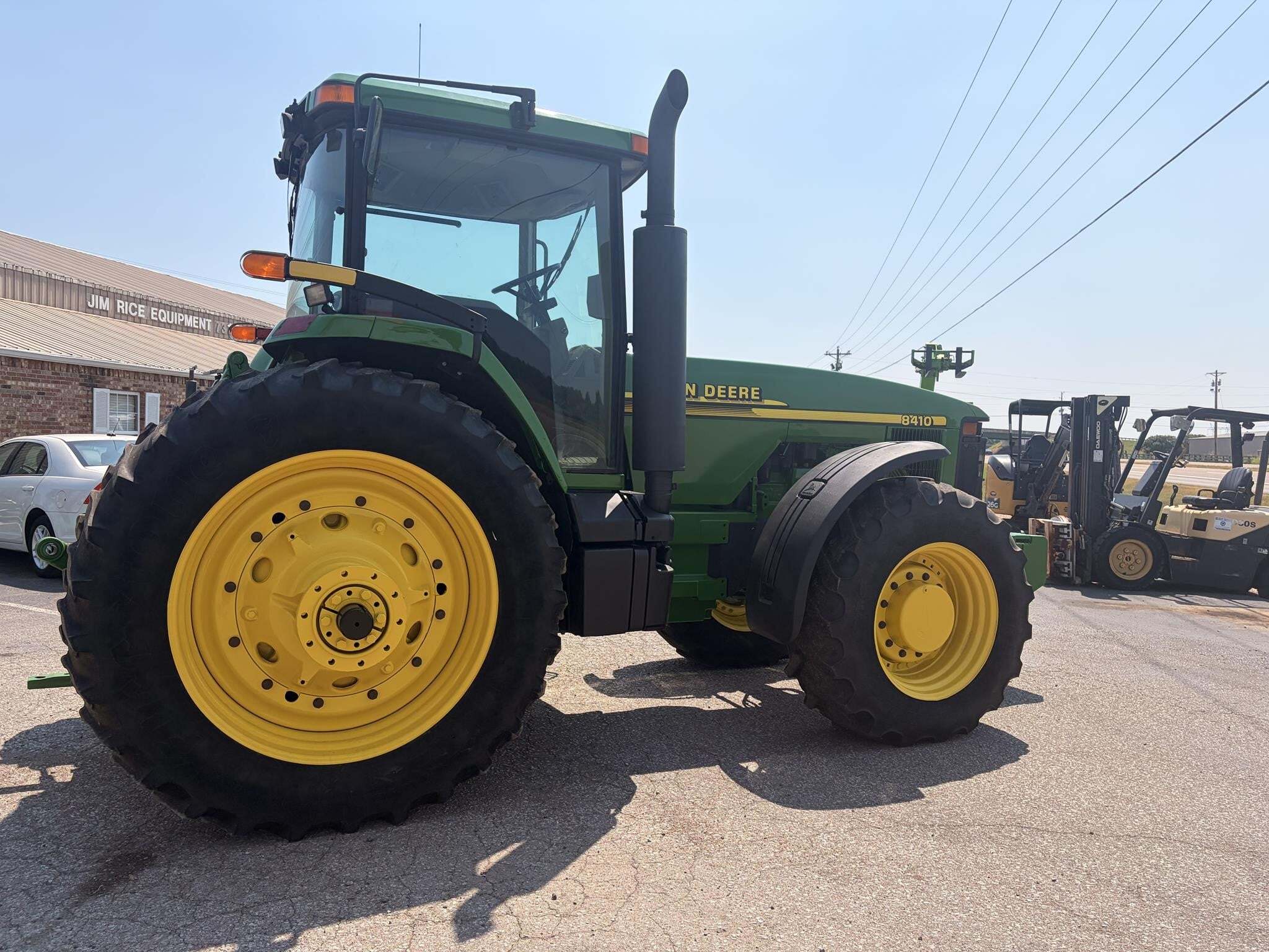 2000 John Deere 8410 Tractor