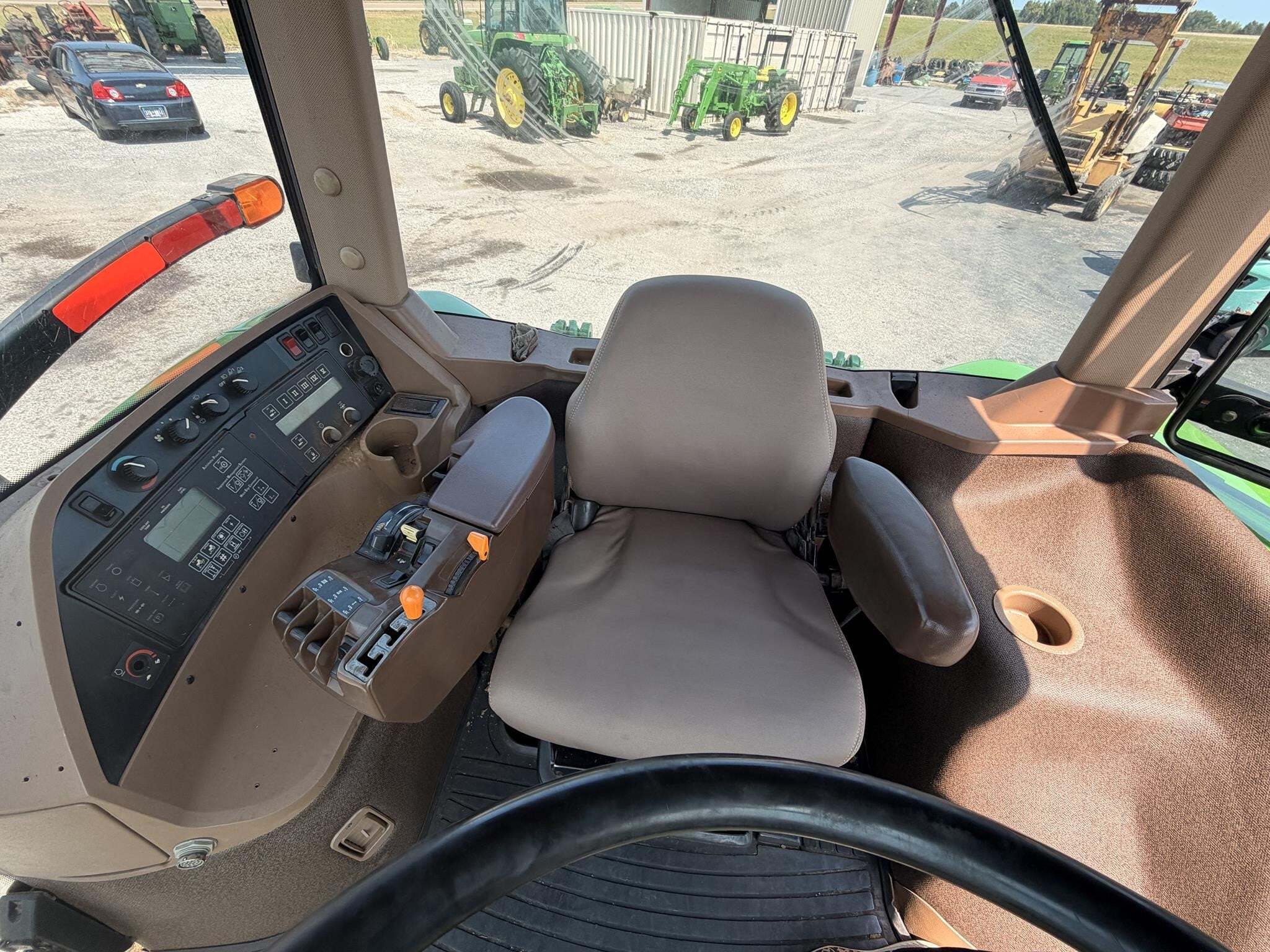 2000 John Deere 8410 Tractor