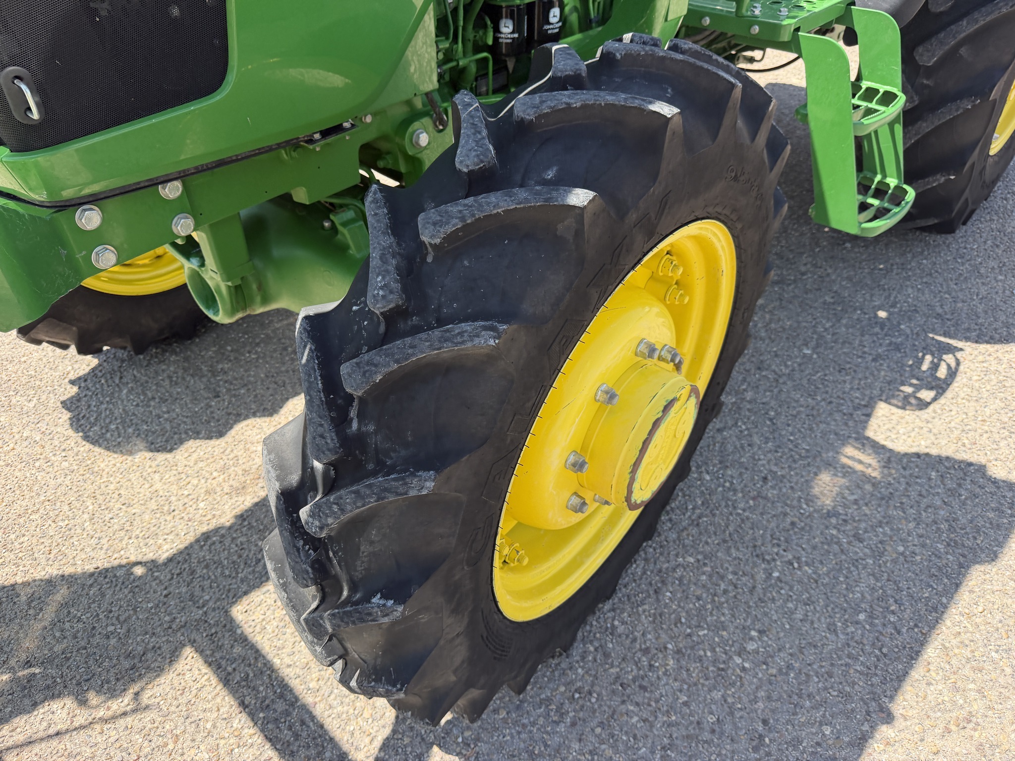 2025 John Deere 5060E Tractor