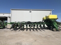 2022 John Deere 1775NT Planter