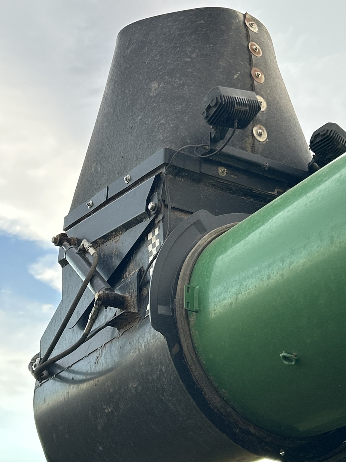 2018 Brent 1196 Grain Cart