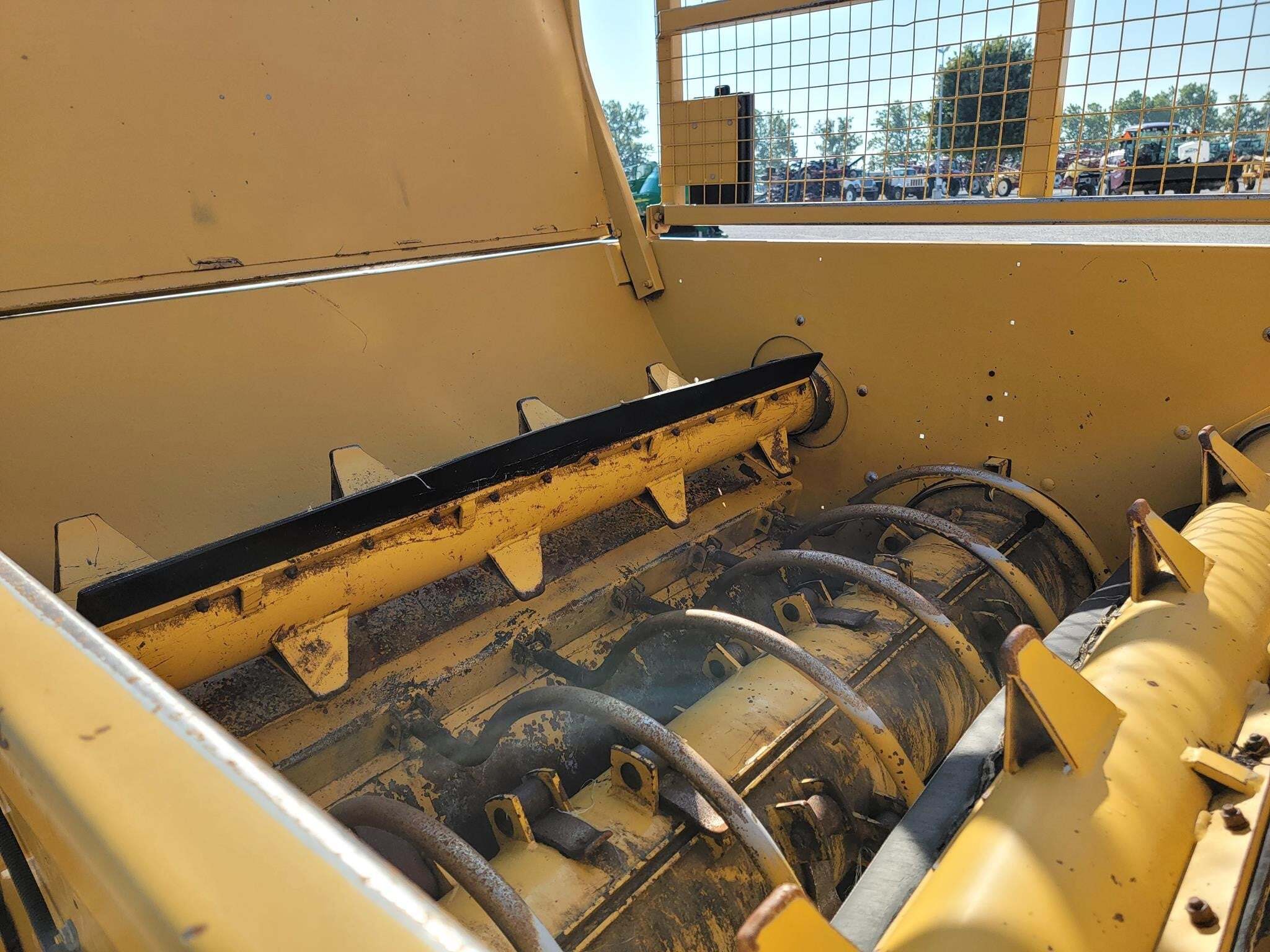 2010 Vermeer BP8000 Grinders and Mixer