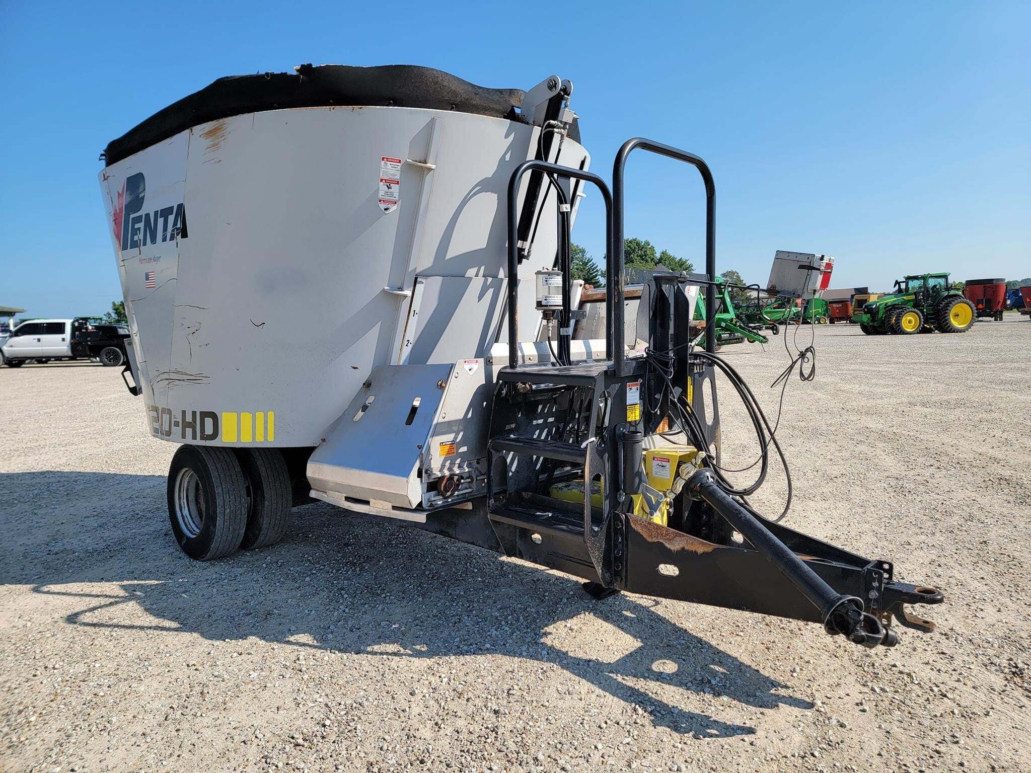  Penta 5620HD Grinders and Mixer