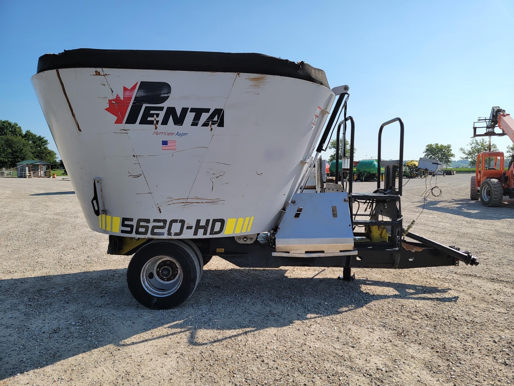  Penta 5620HD Grinders and Mixer