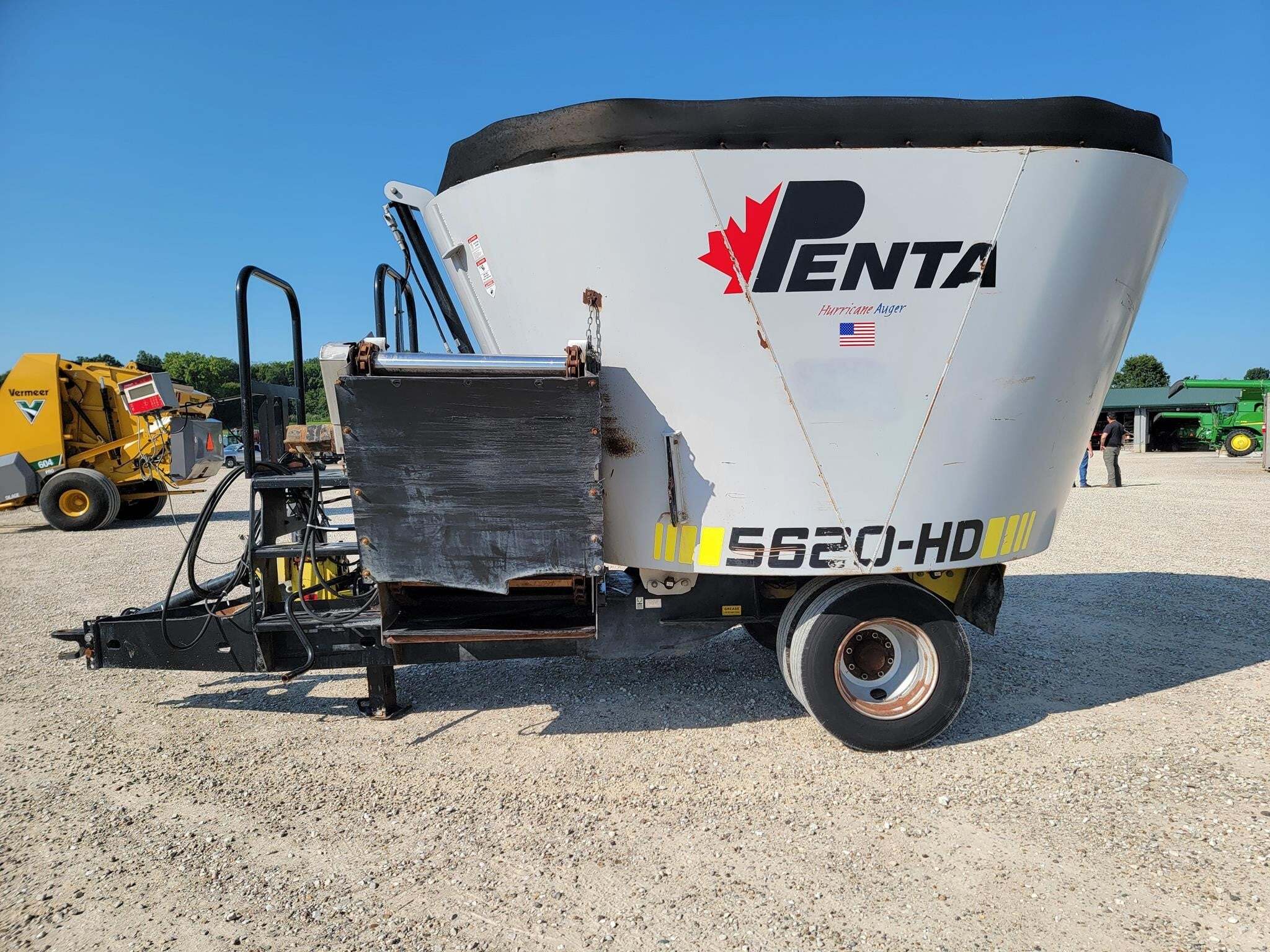  Penta 5620HD Grinders and Mixer