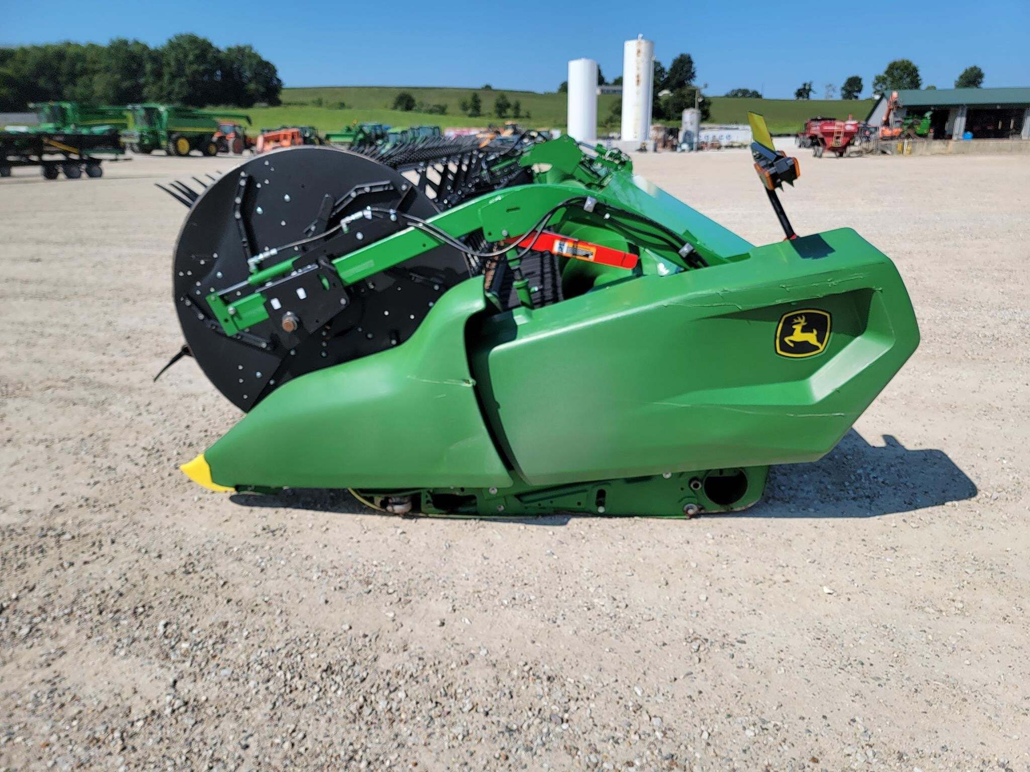 2022 John Deere RD45F Platform