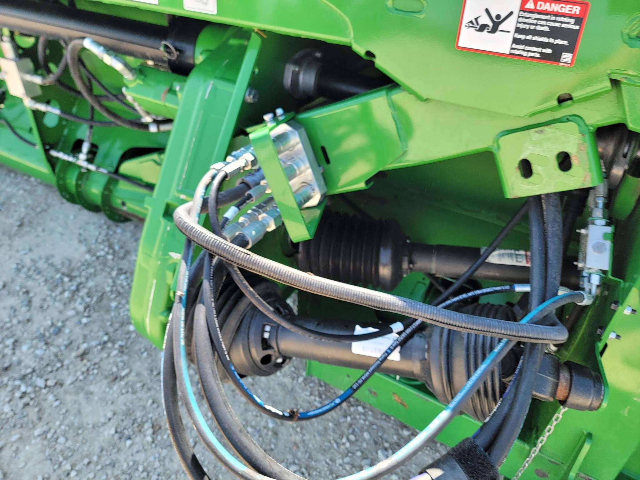 2022 John Deere RD45F Platform