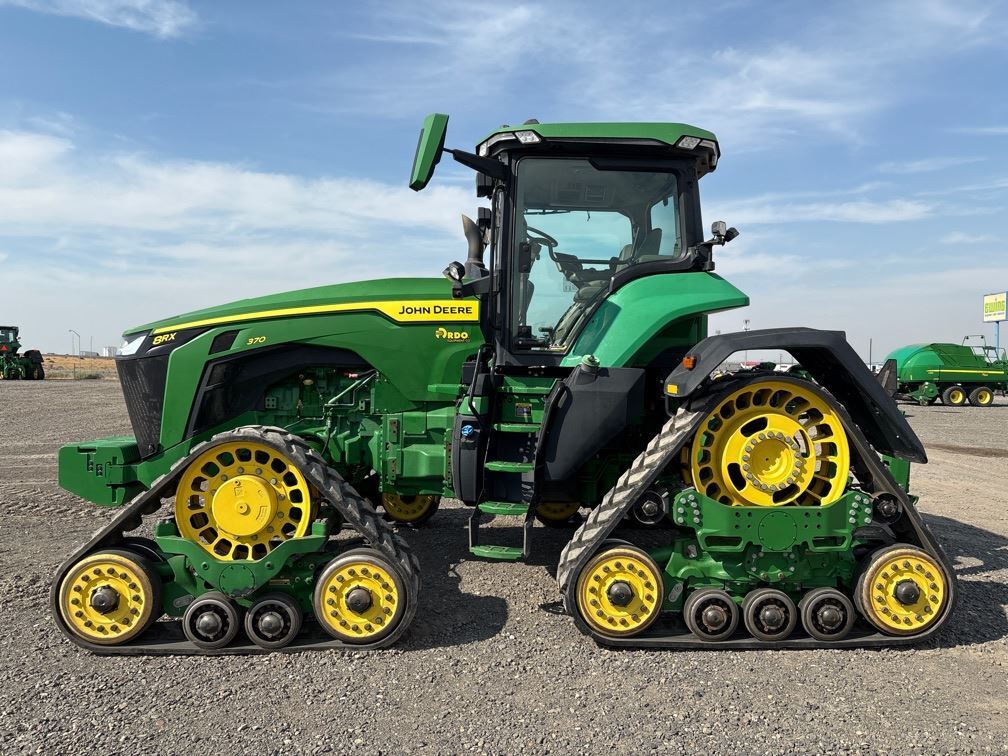 2021 John Deere 8RX 370 Tractor