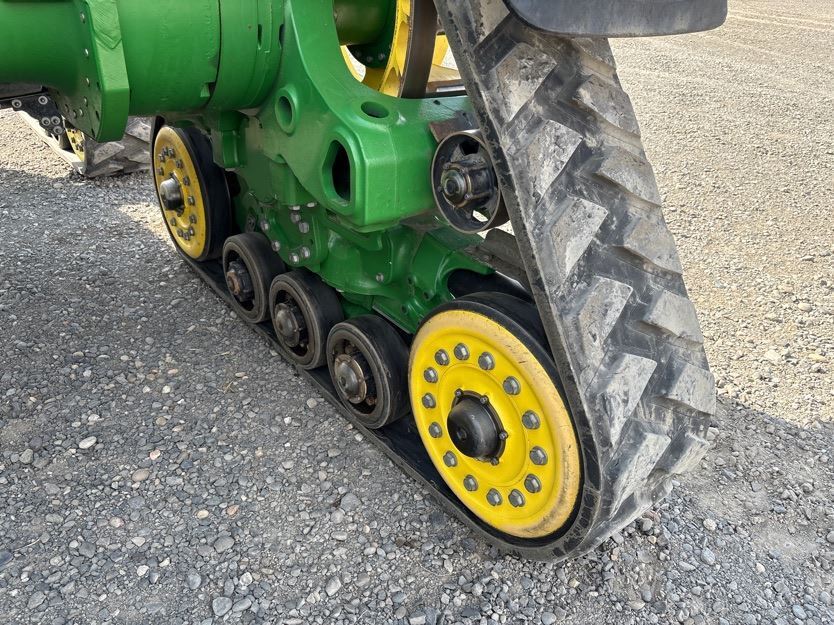 2021 John Deere 8RX 370 Tractor