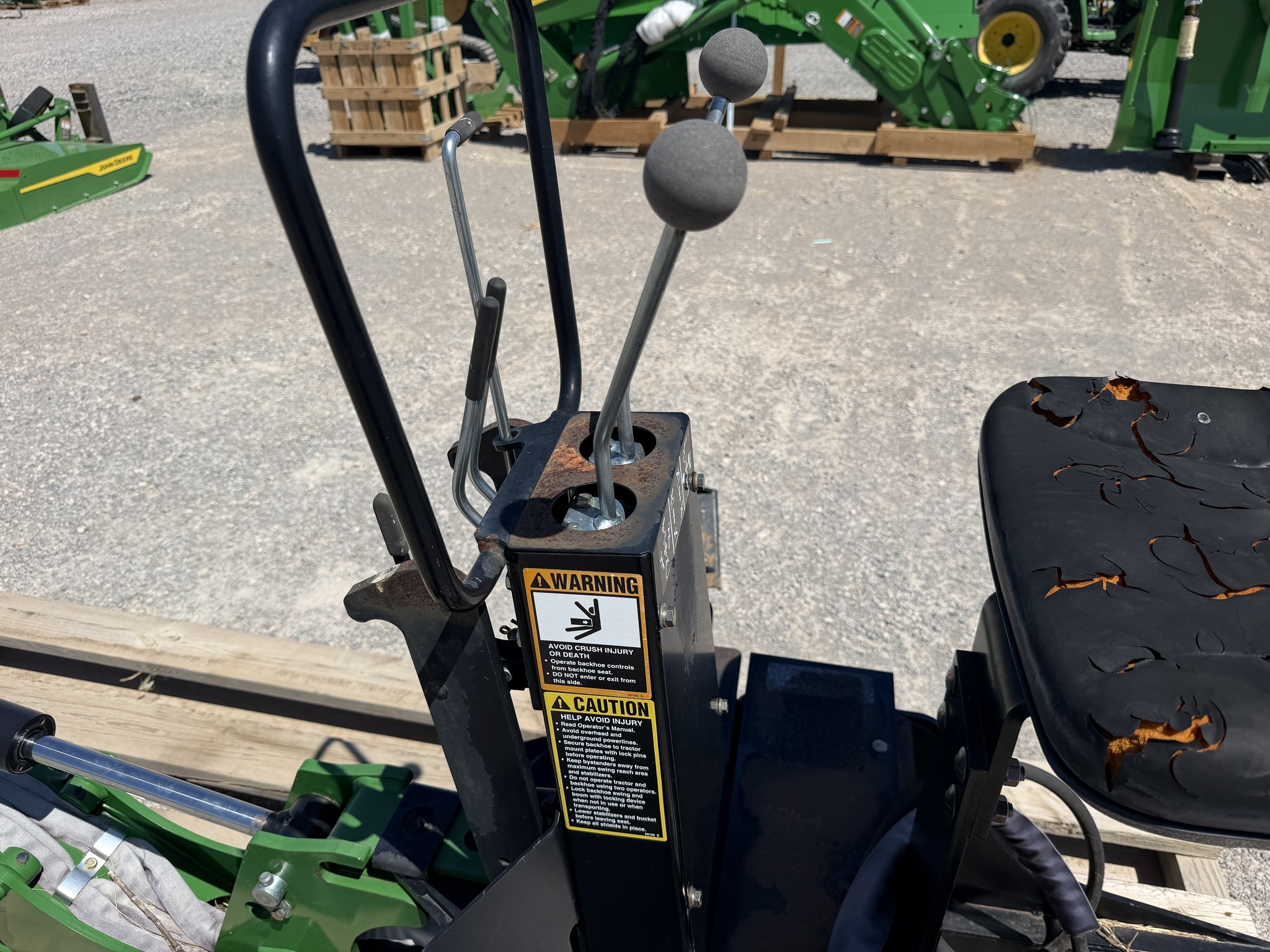2015 John Deere 485 Backhoe