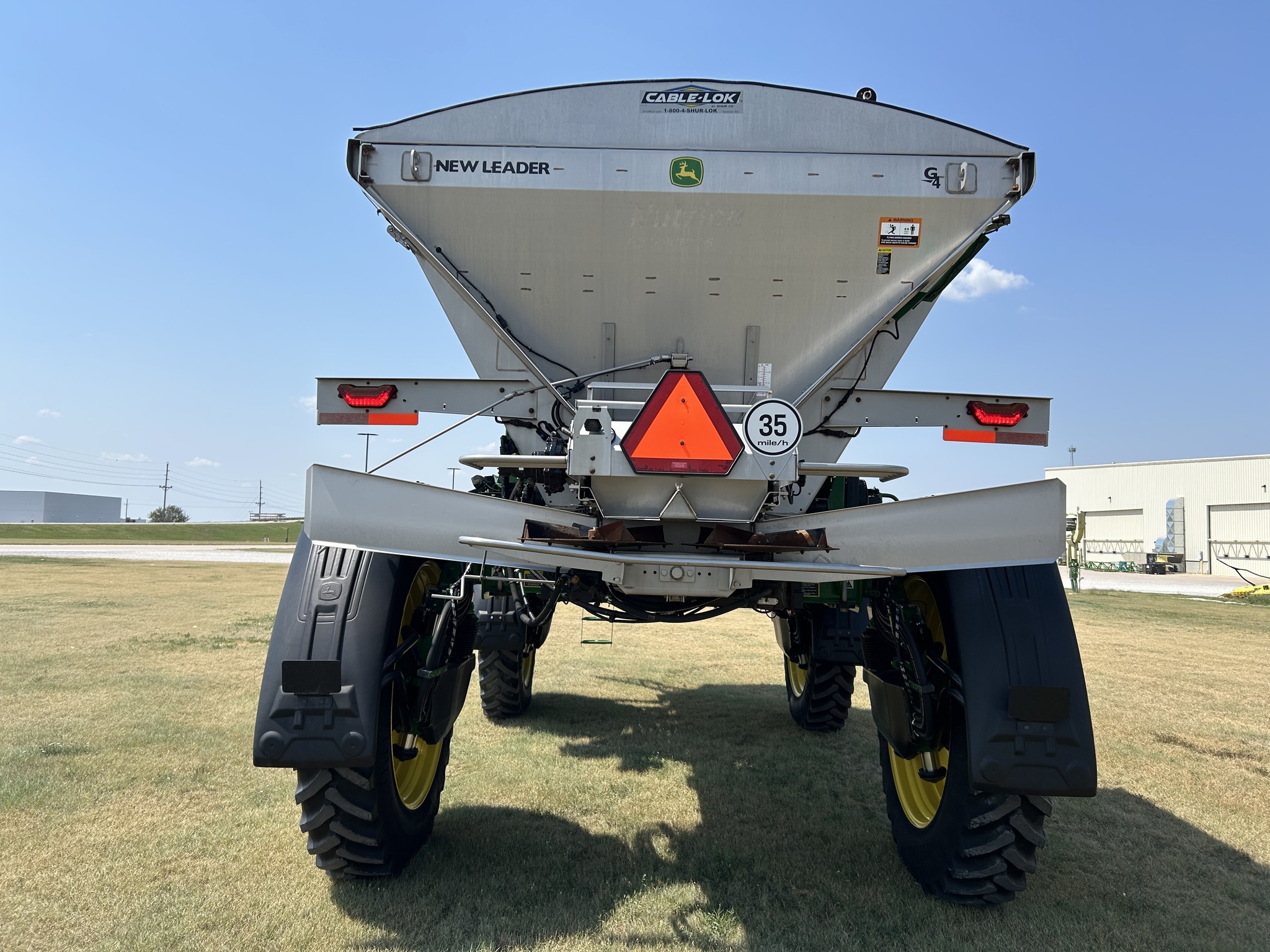2023 John Deere 600R Loader and Skid Steer Attachment