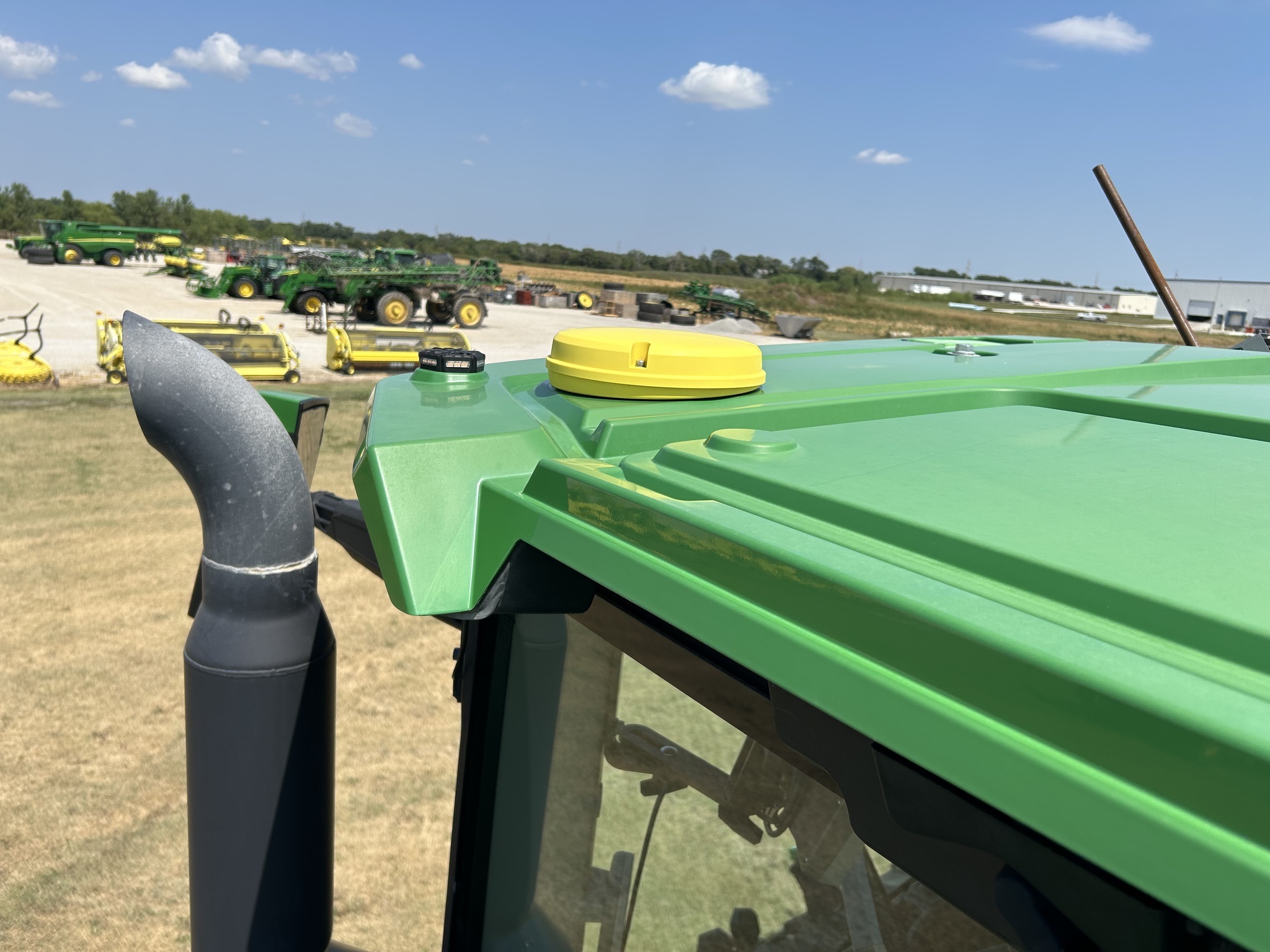 2023 John Deere 600R Loader and Skid Steer Attachment