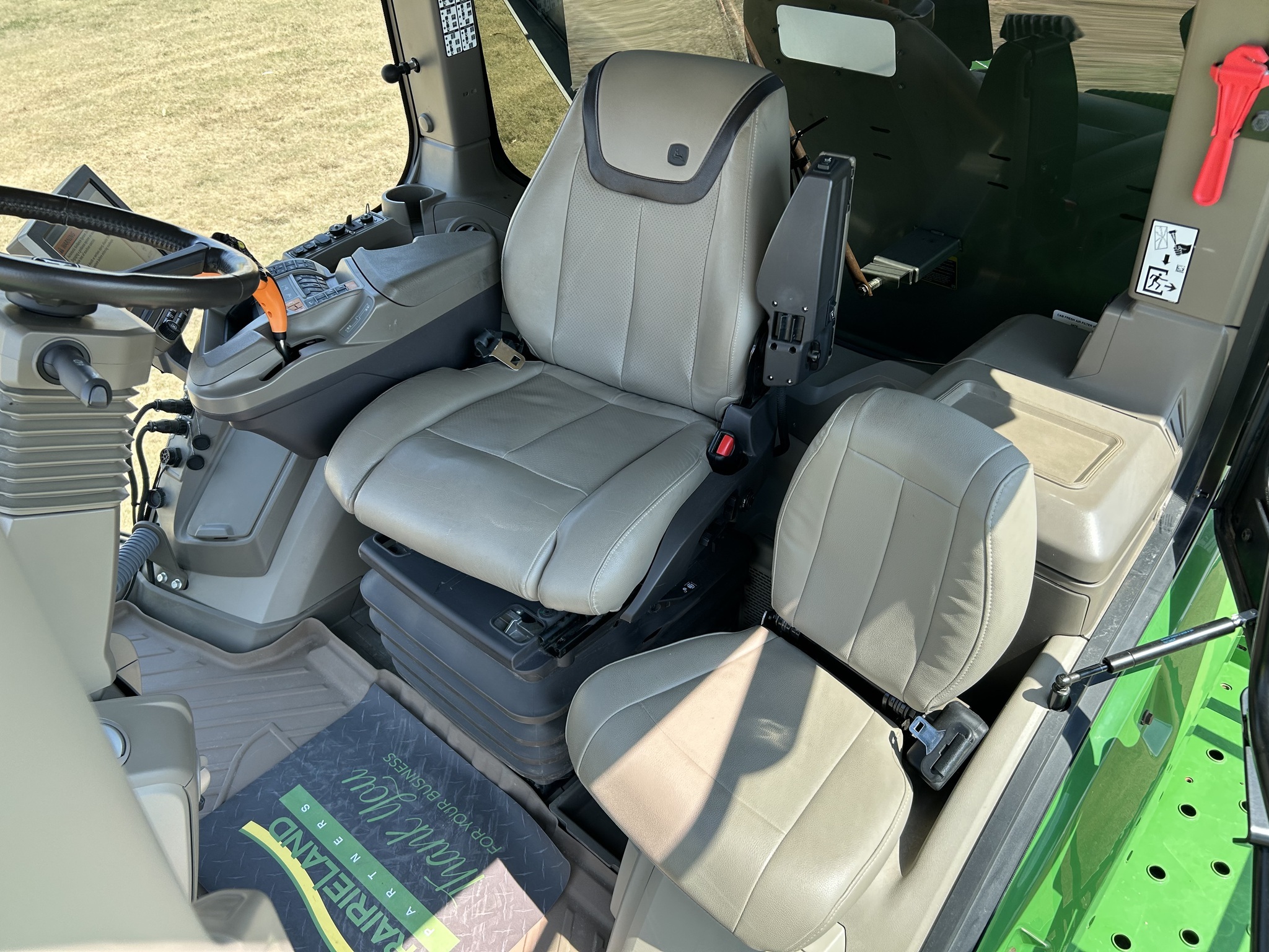 2023 John Deere 600R Loader and Skid Steer Attachment