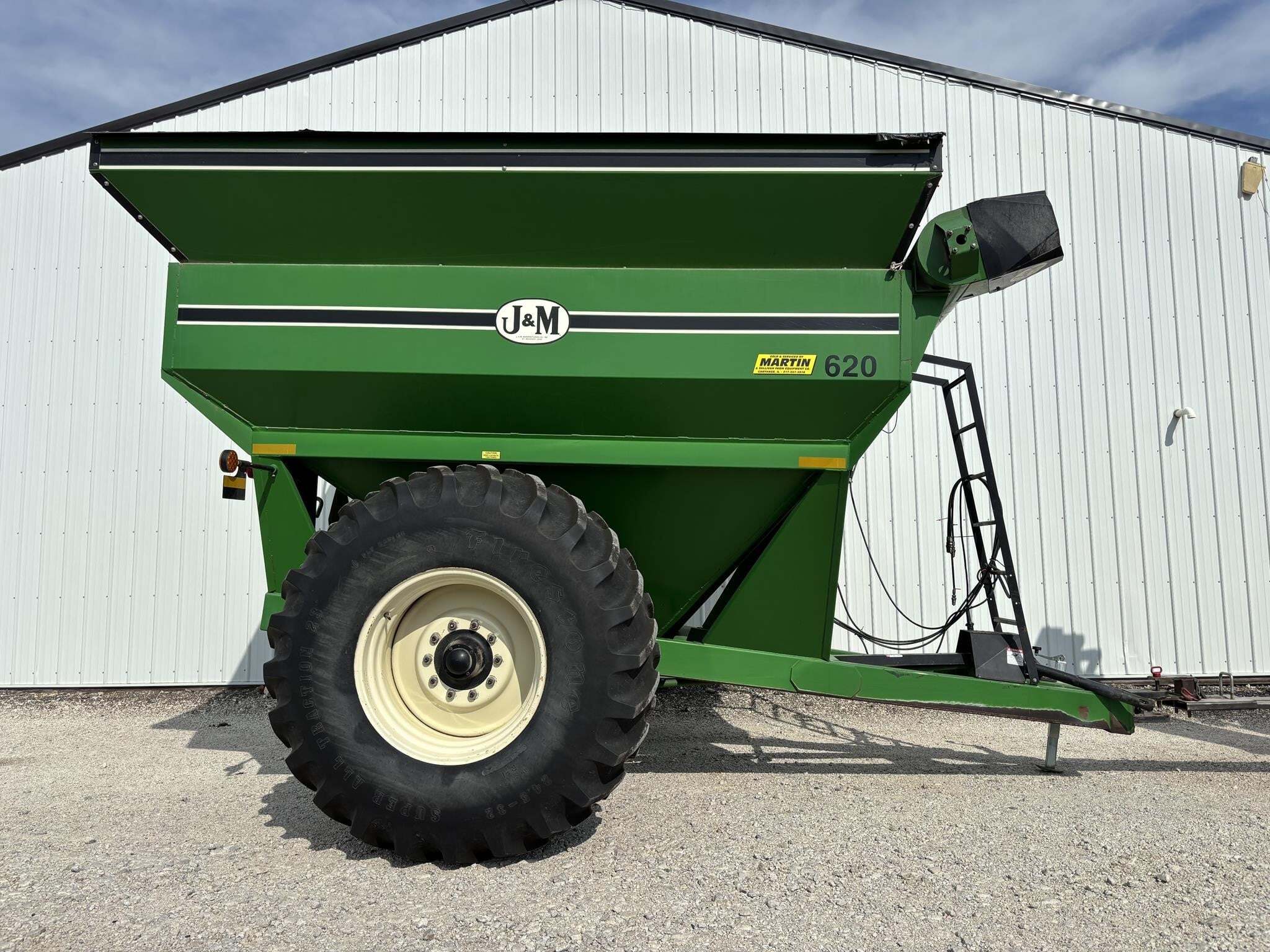  J&M 620-14 Grain Cart