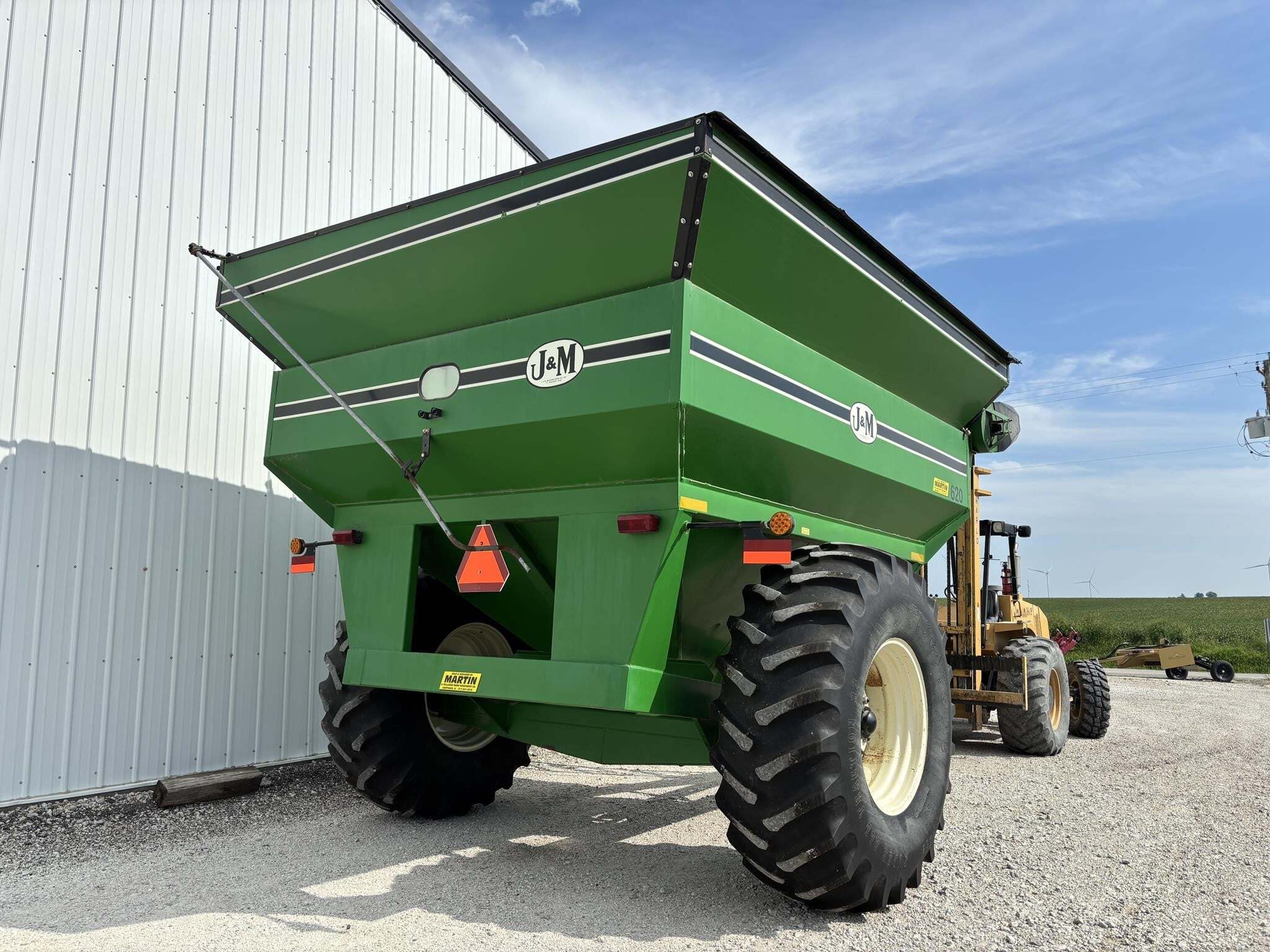  J&M 620-14 Grain Cart