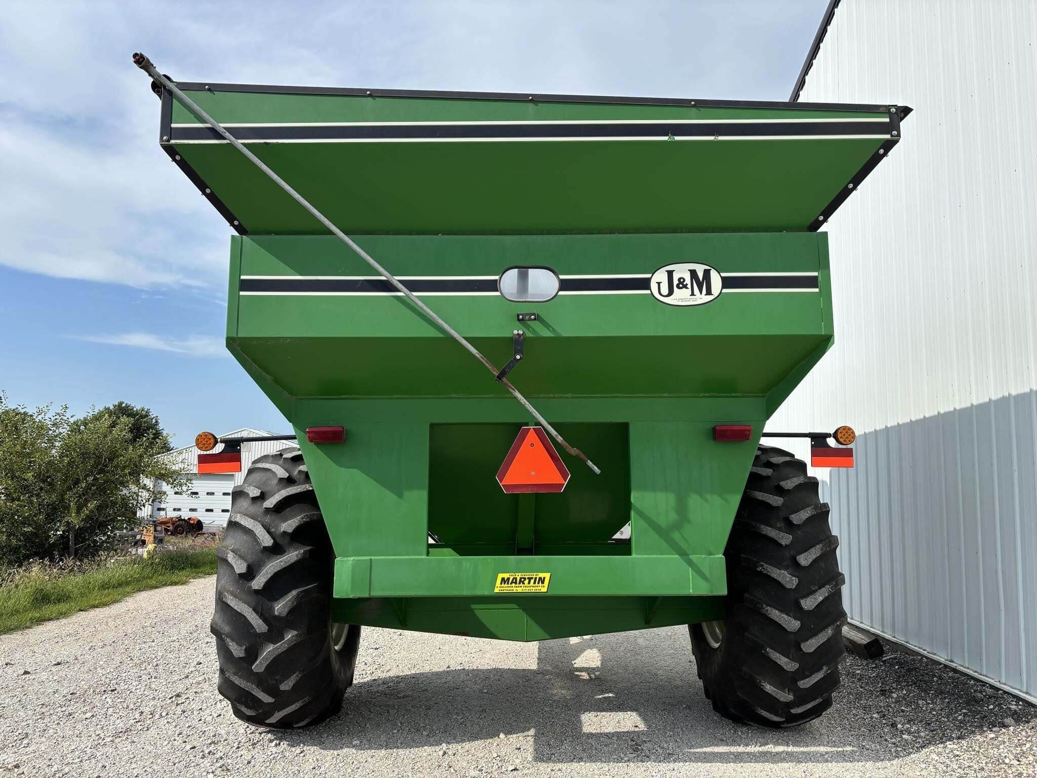  J&M 620-14 Grain Cart