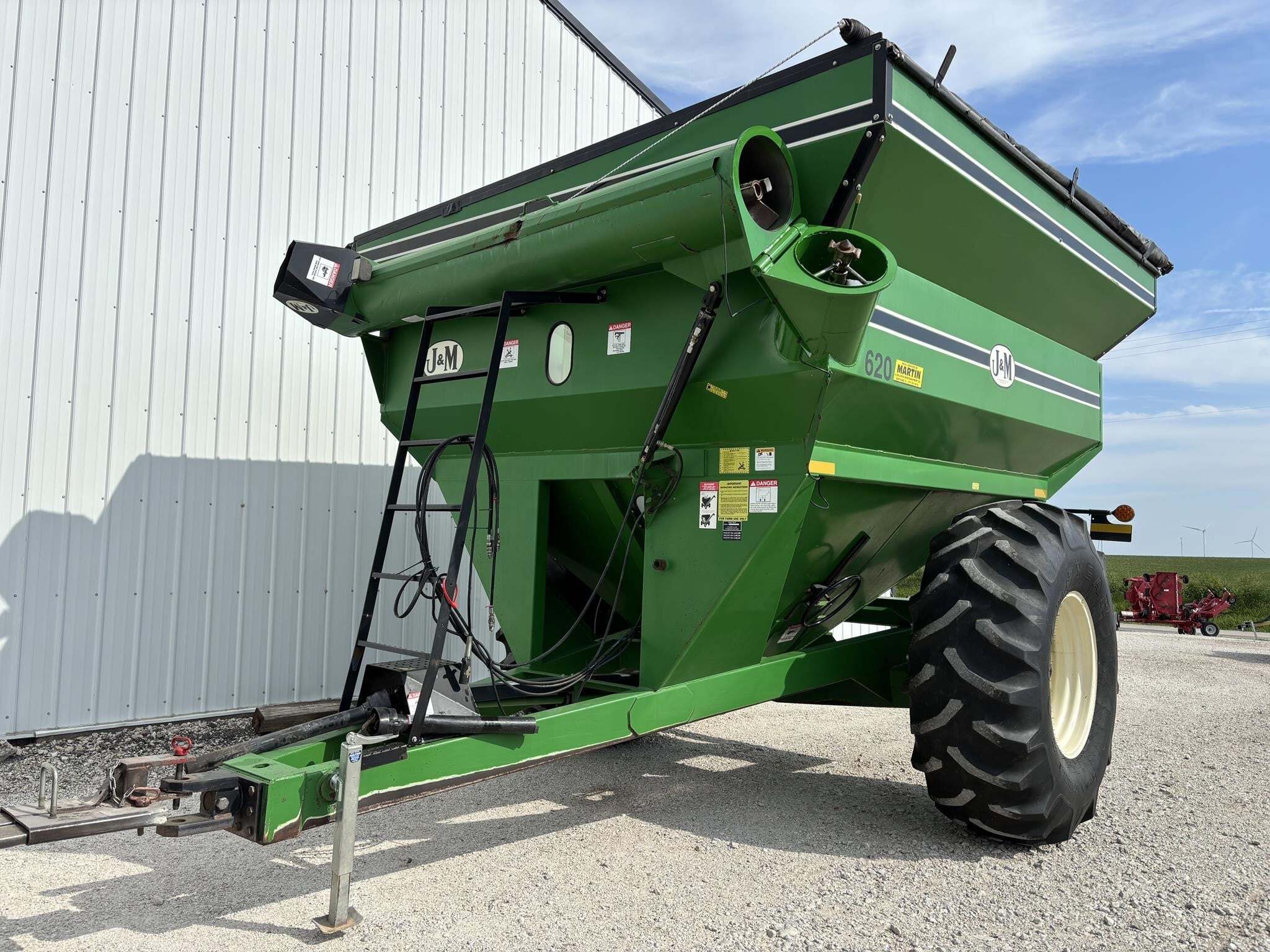  J&M 620-14 Grain Cart