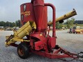  New Holland 353 Grinders and Mixer