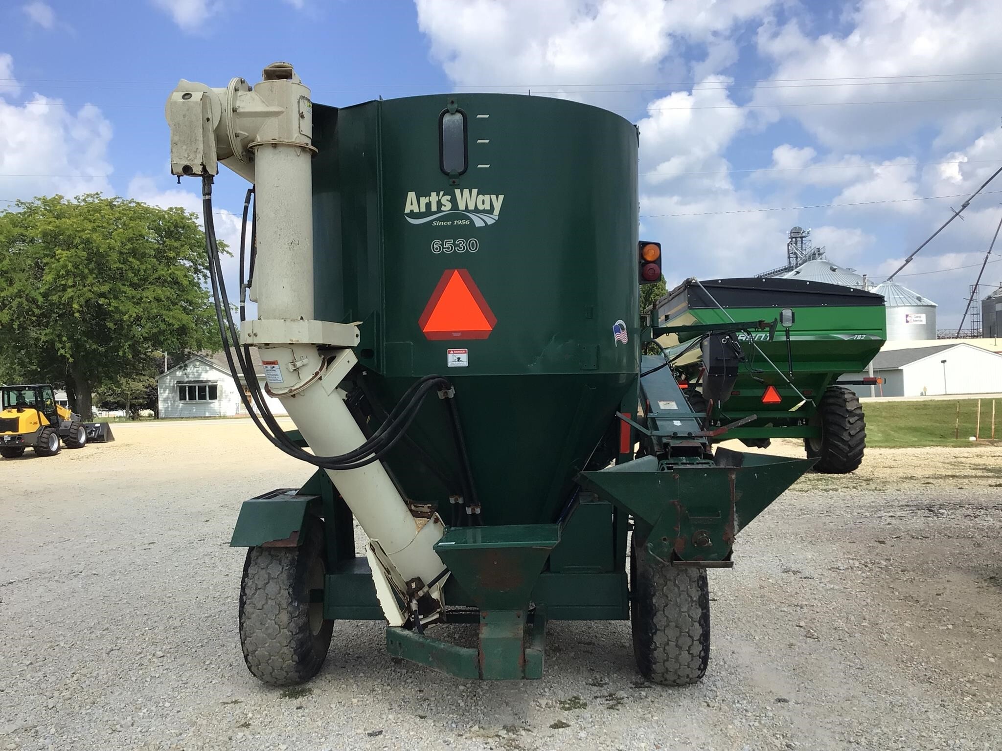 2016 Art's Way 6530 Grinders and Mixer