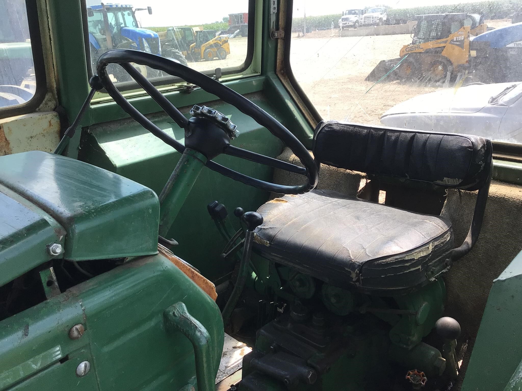  Oliver 1800A Tractor