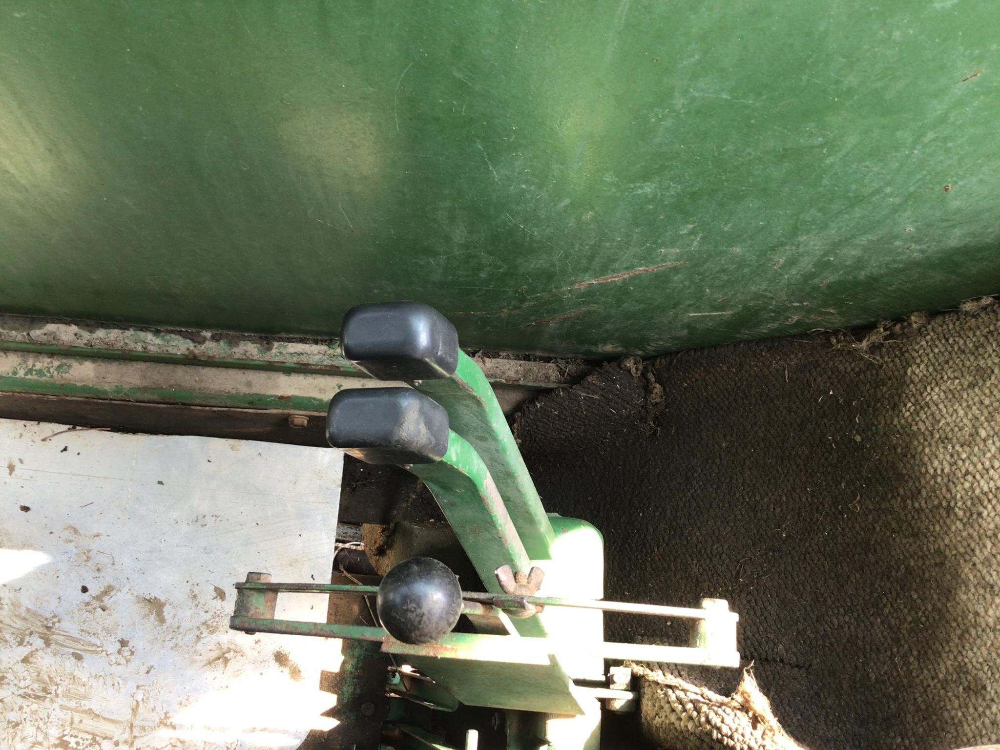  Oliver 1800A Tractor