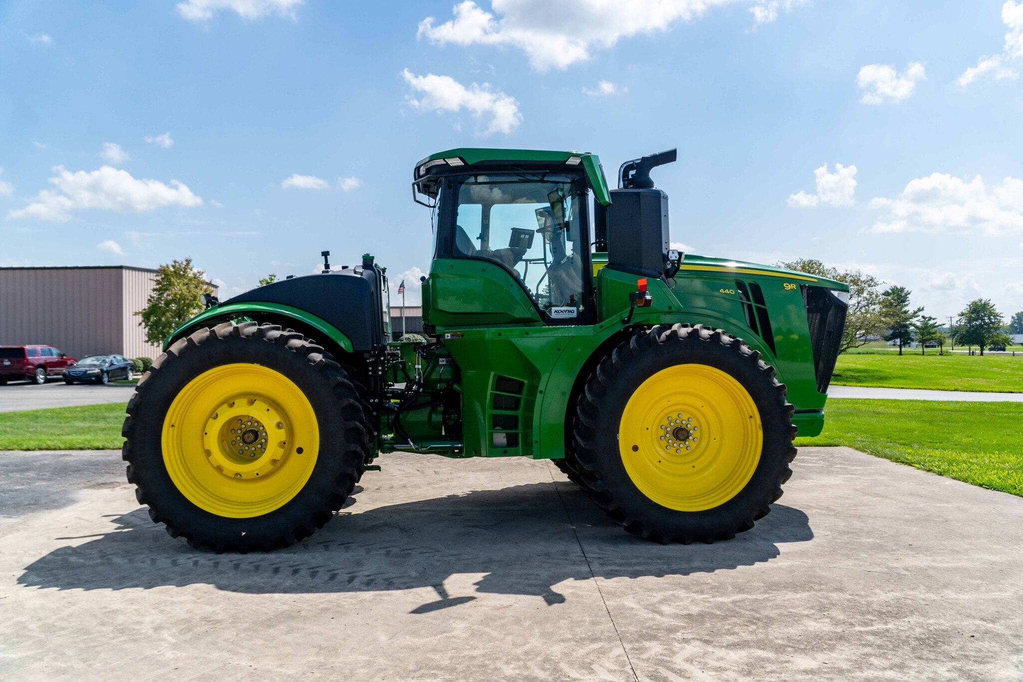 2025 John Deere 9R 440 Tractor