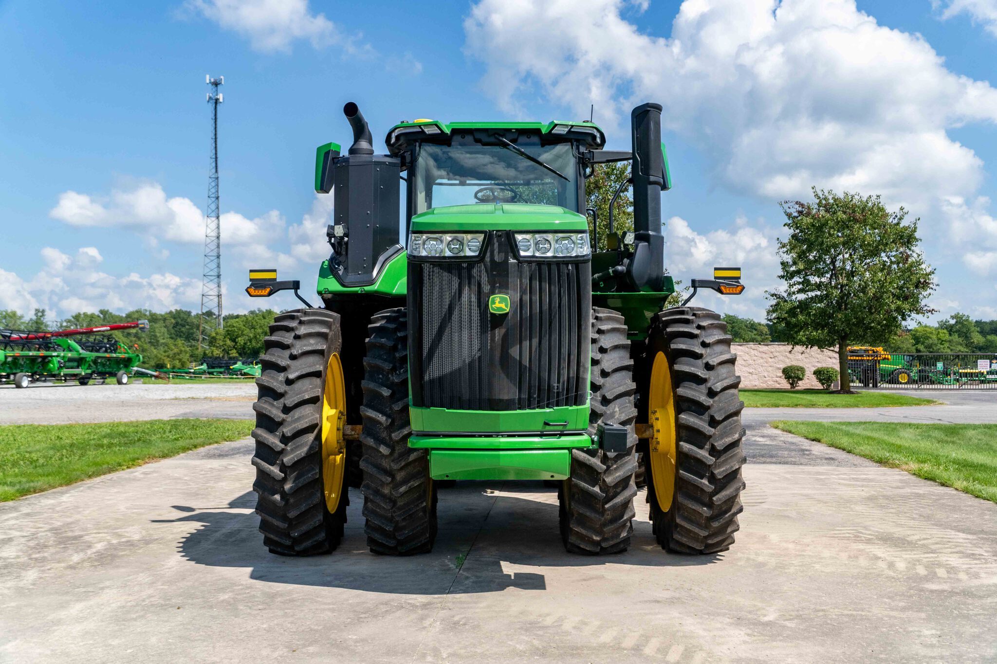 2025 John Deere 9R 440 Tractor
