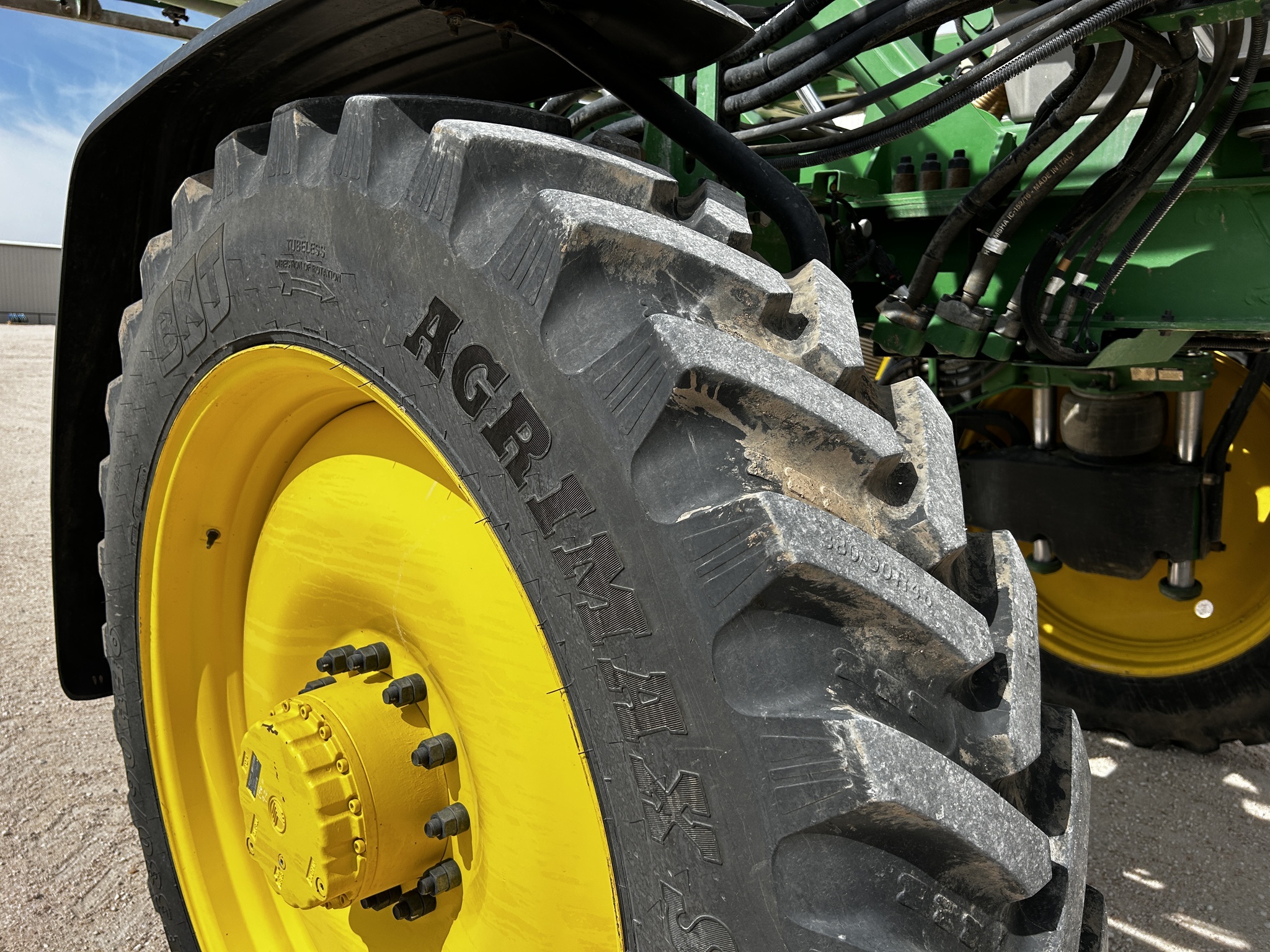 2022 John Deere 412R Self-Propelled Sprayer