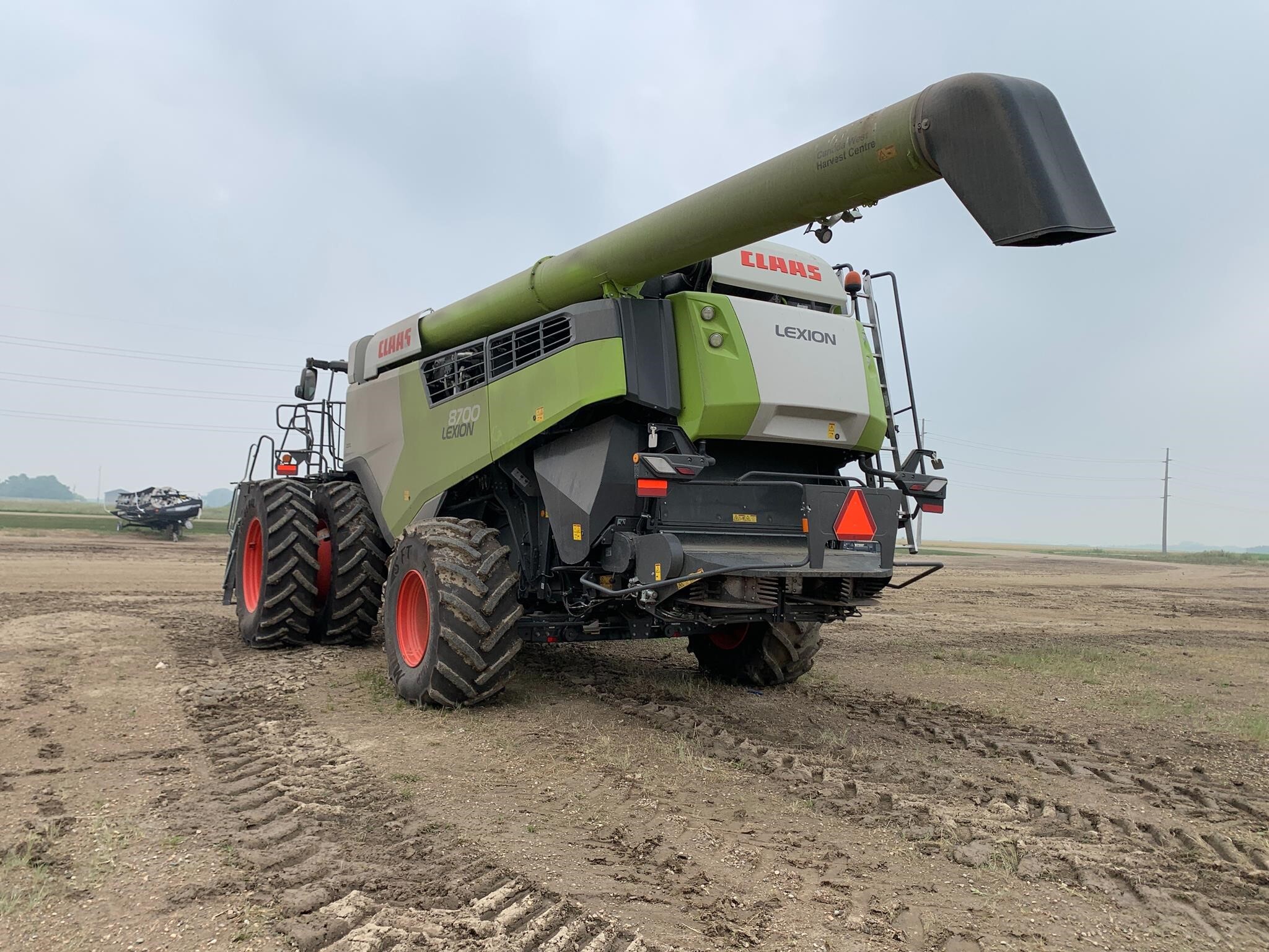2022 Claas LEXION 8700 Combine