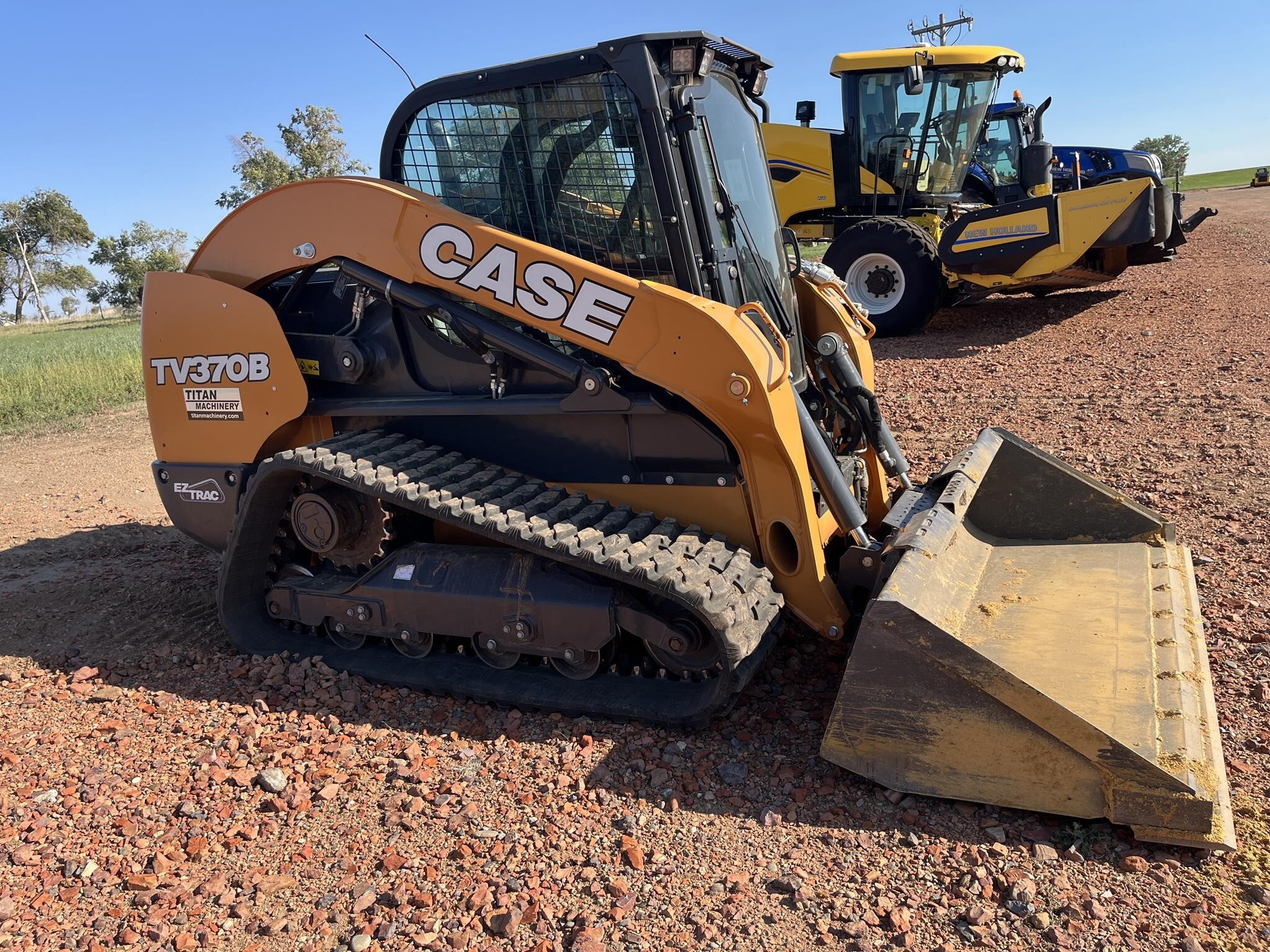 2025 Case TV370B Skid Steer