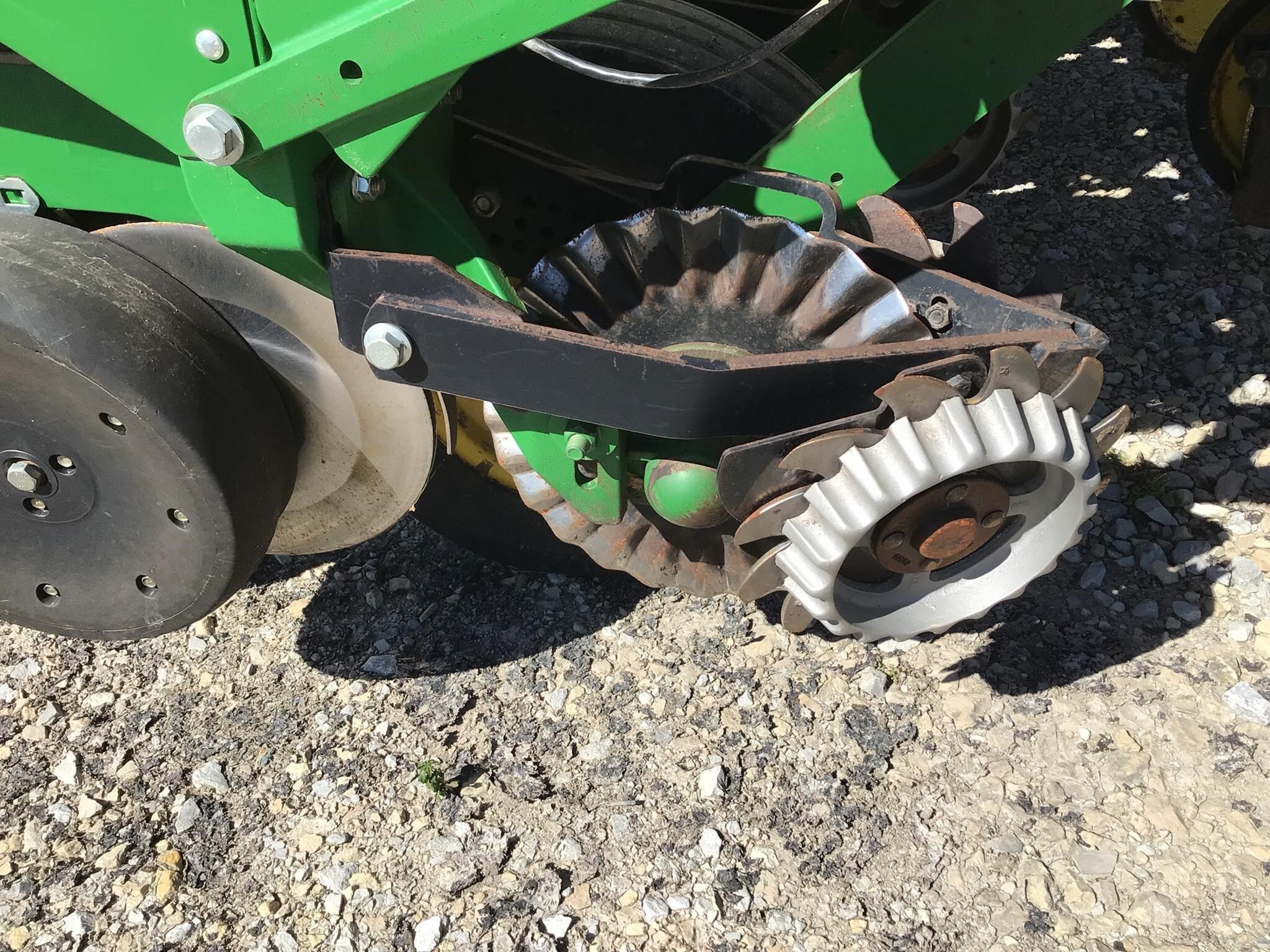 2011 John Deere 1750 Planter