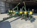 1992 John Deere 7200 Planter
