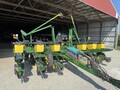 1992 John Deere 7200 Planter