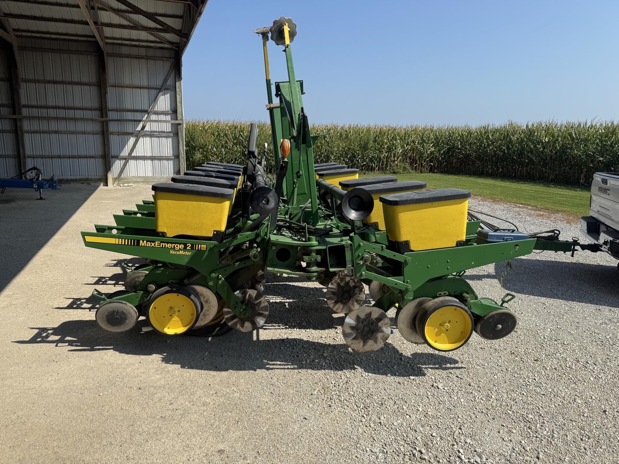1992 John Deere 7200 Planter