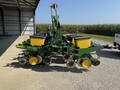 1992 John Deere 7200 Planter