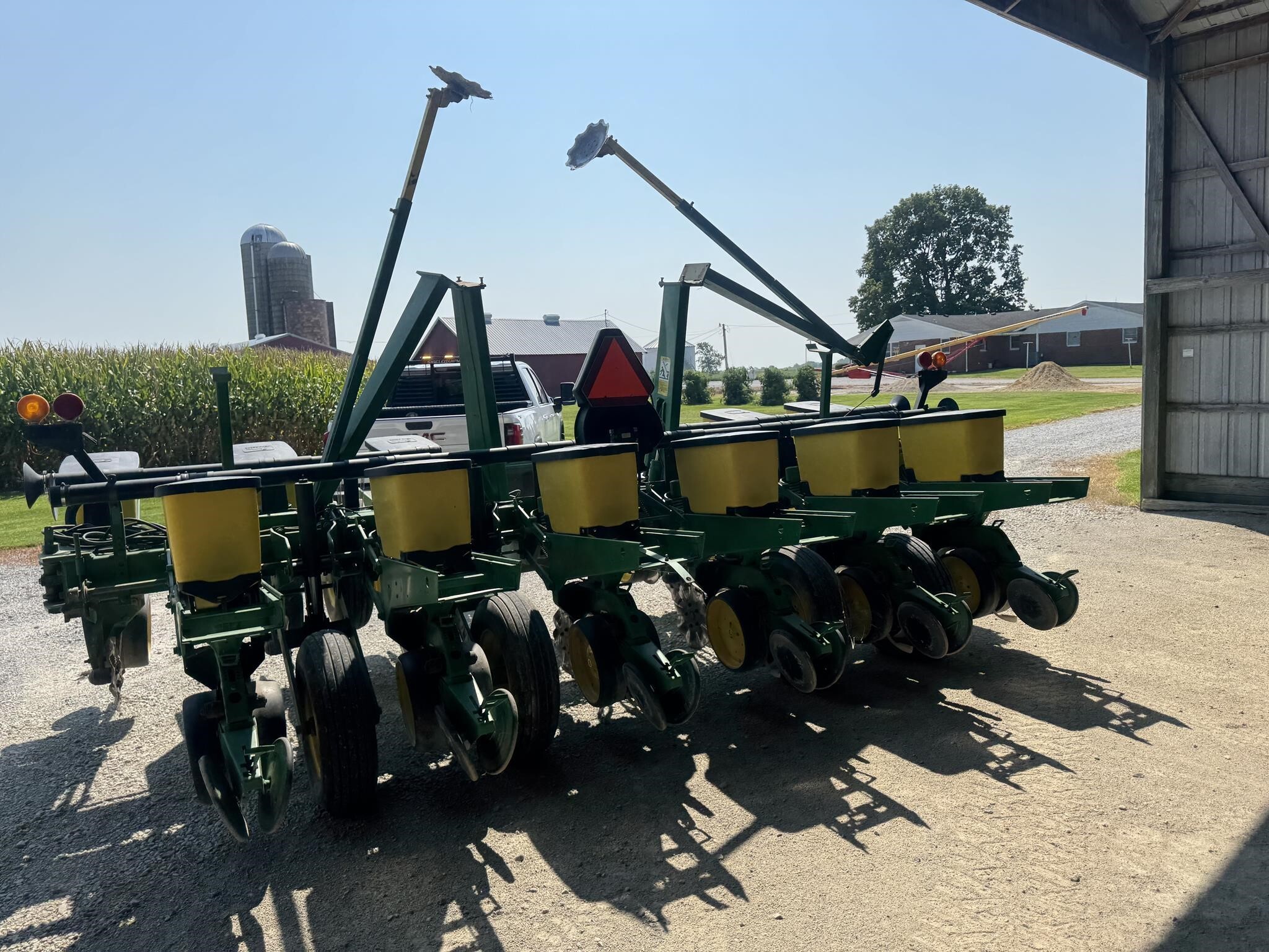 1992 John Deere 7200 Planter