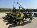 1992 John Deere 7200 Planter
