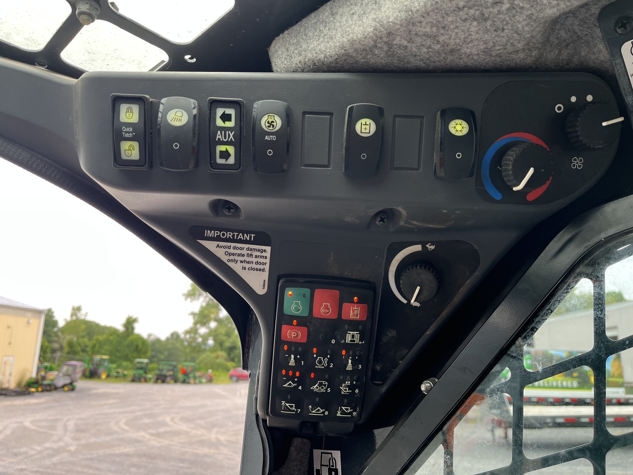 2022 Deere 333G Skid Steer