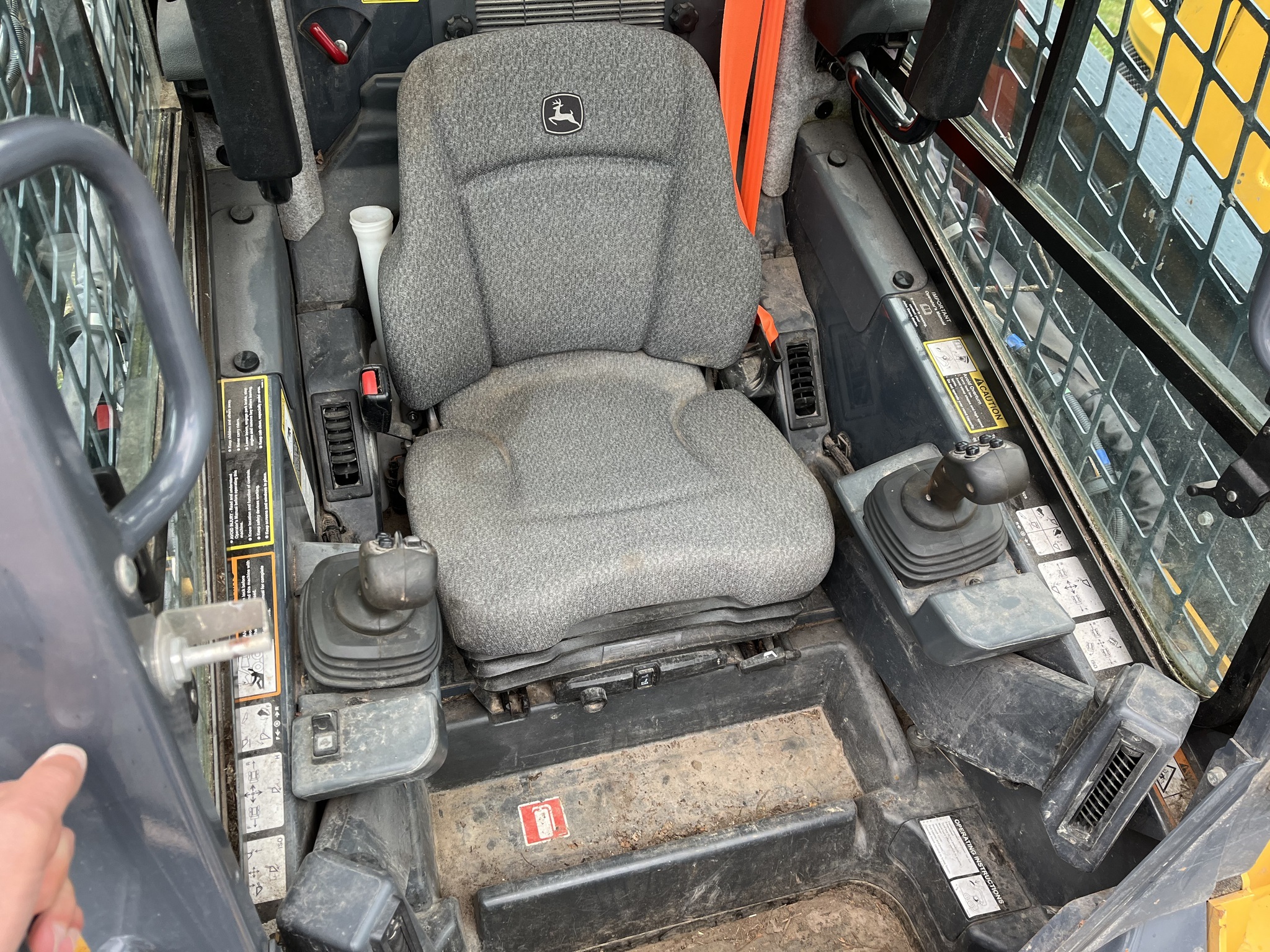 2022 Deere 333G Skid Steer