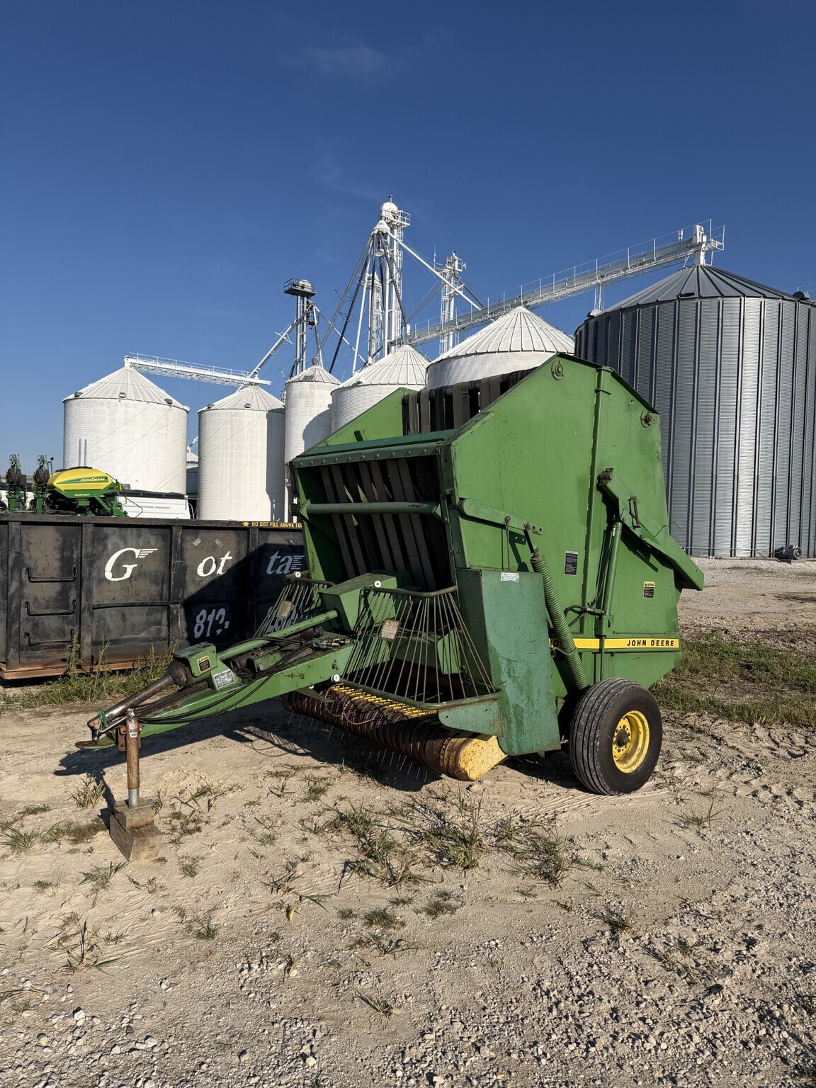 1980 John Deere 510 Round Baler