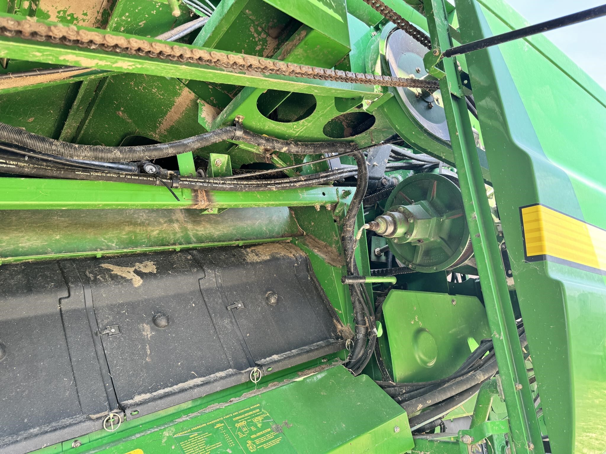 2005 John Deere 9660 STS Combine