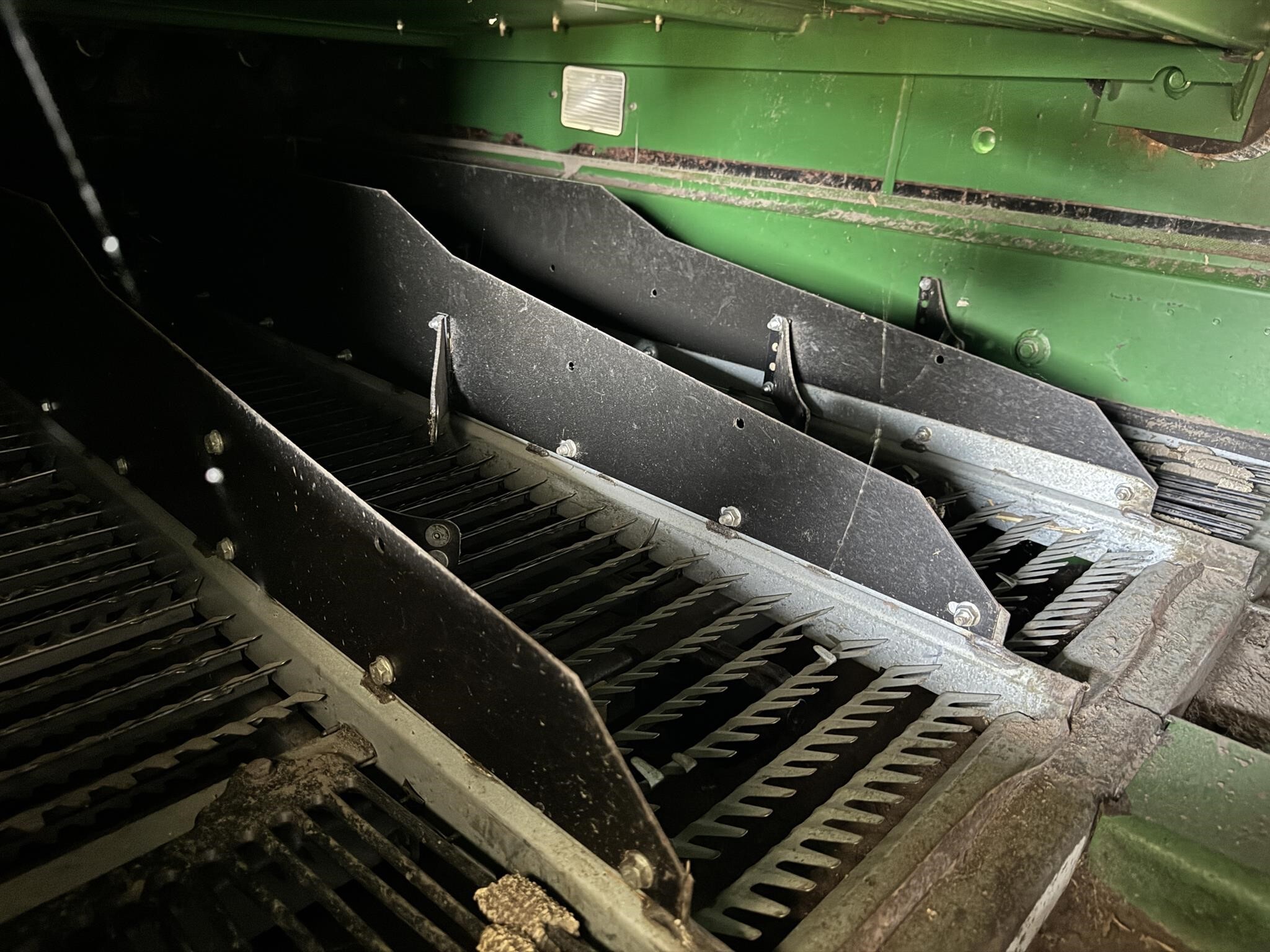 2005 John Deere 9660 STS Combine
